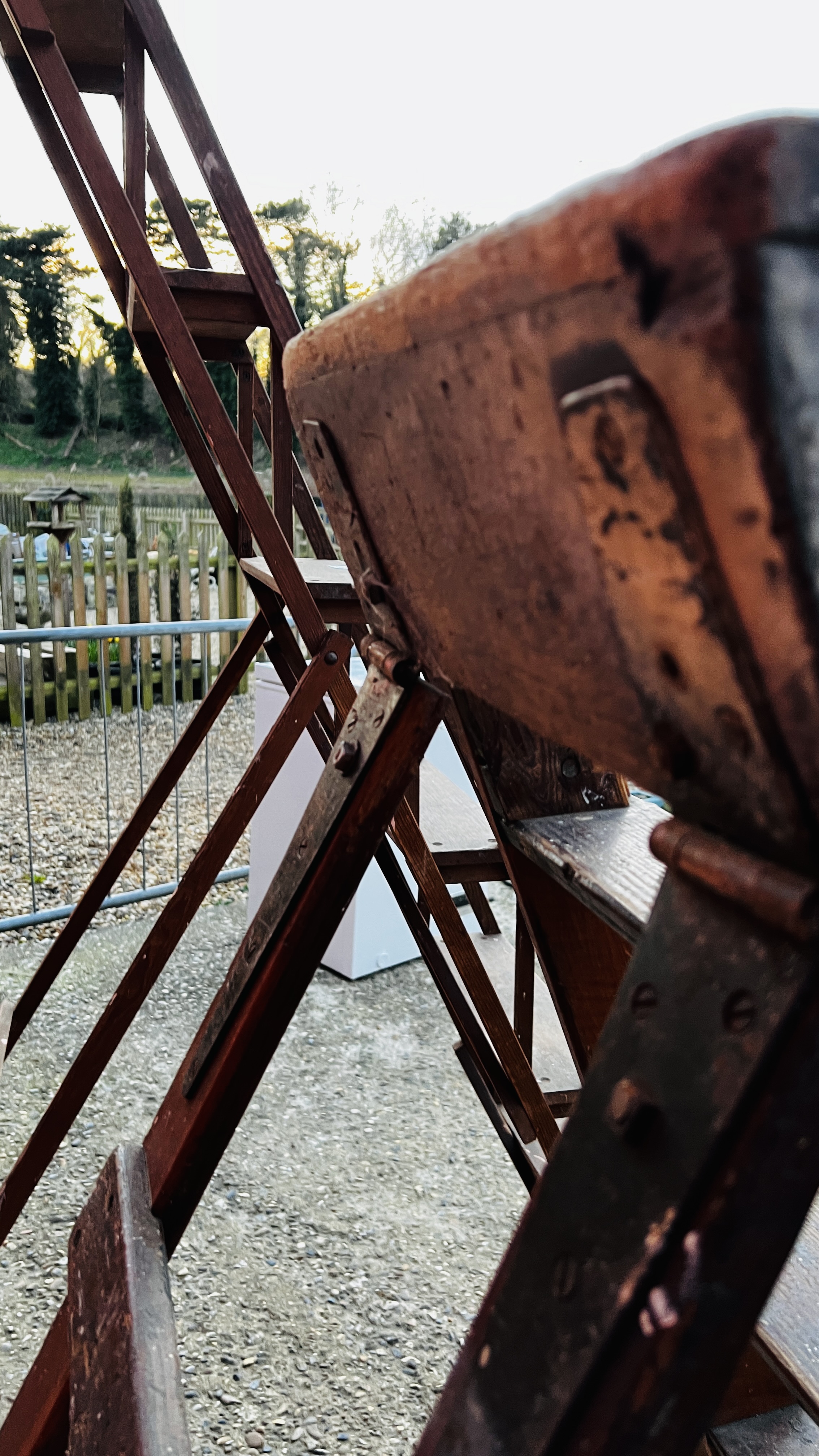 TWO SETS OF VINTAGE WOODEN LADDERS ONE HAVING A CAST PLAQUE TITLED "THE HATHERLEY" (COLLECTORS ITEM - Image 16 of 17