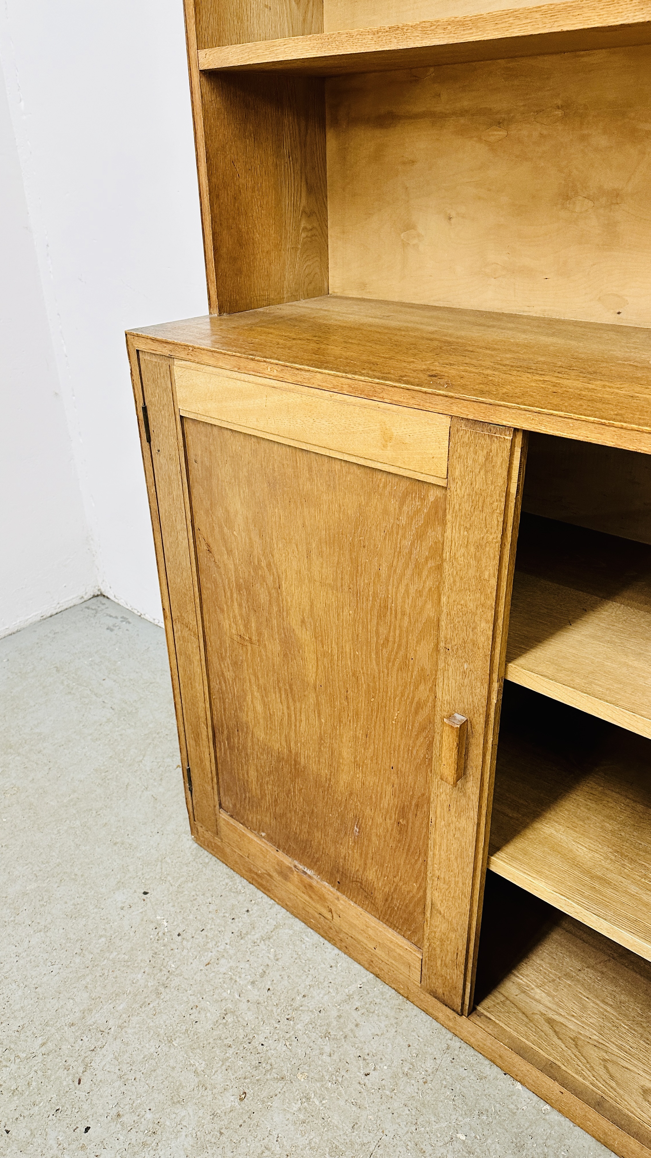 OAK FRAMED TWO DOOR CUPBOARD WITH 3 TIER UPSTAND W 120CM X D 41CM X H 199CM. - Image 12 of 12