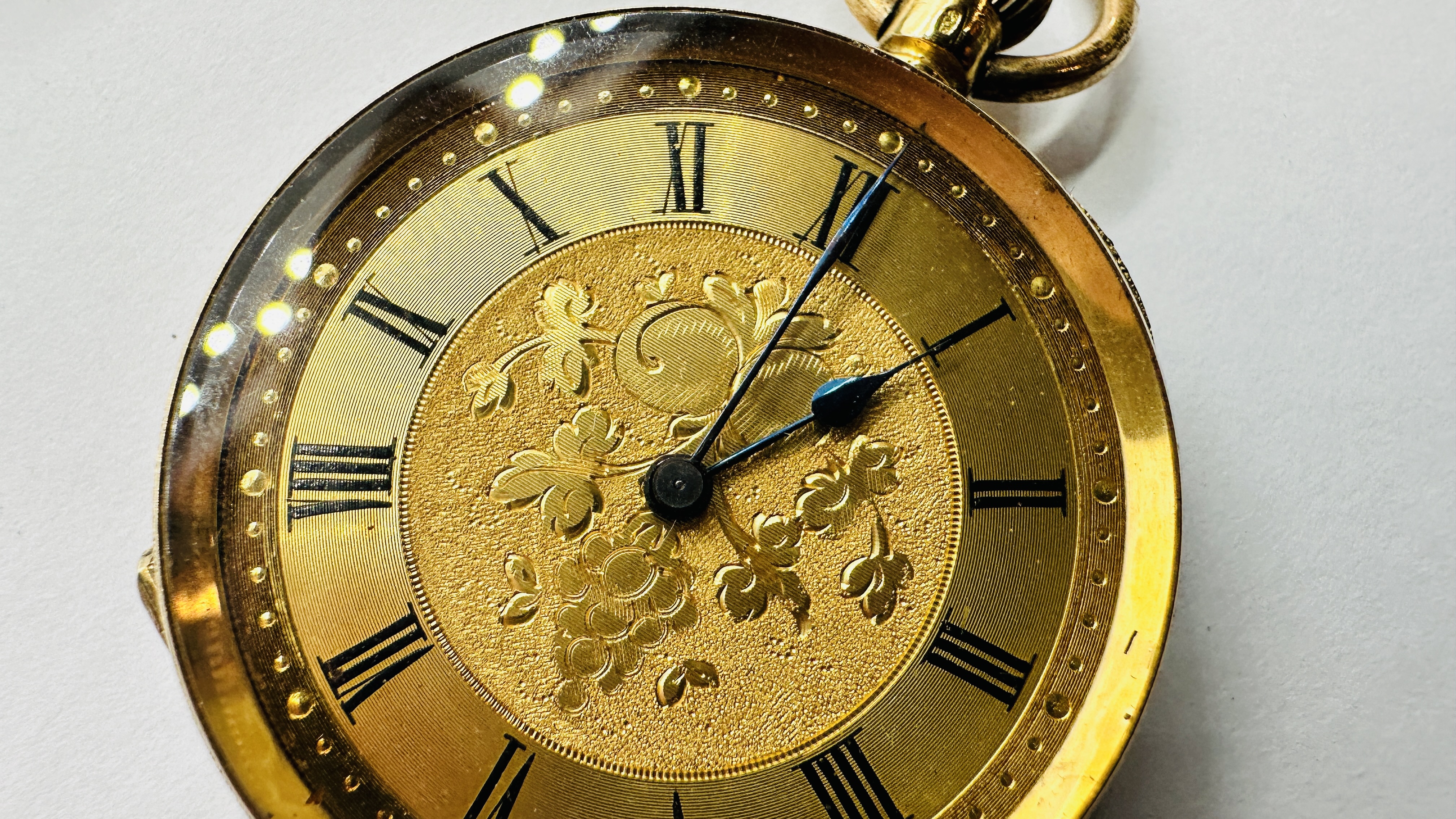 AN ELABORATE ANTIQUE 18CT GOLD CASED HALF HUNTER POCKET WATCH ALONG WITH A WOVEN WATCH CHAIN, - Image 12 of 17