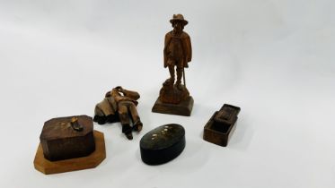 TWO ANTIQUE SNUFF BOXES AND 2 WOODEN CARVED FIGURES, ONE A/F.