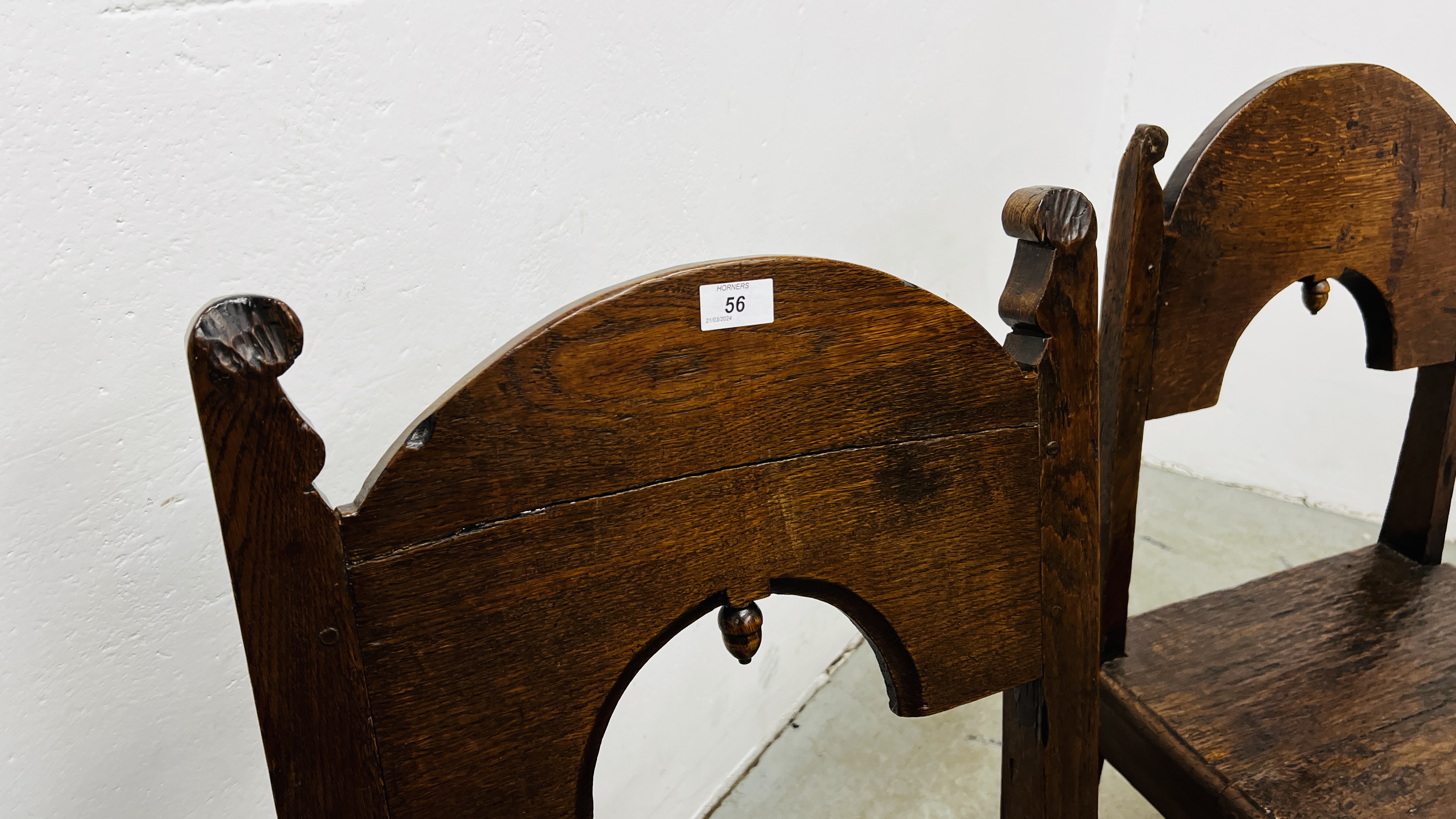 A PAIR OF 17TH CENTURY JOINED OAK CHAIRS, POSSIBLY NORTH COUNTRY. - Image 4 of 20