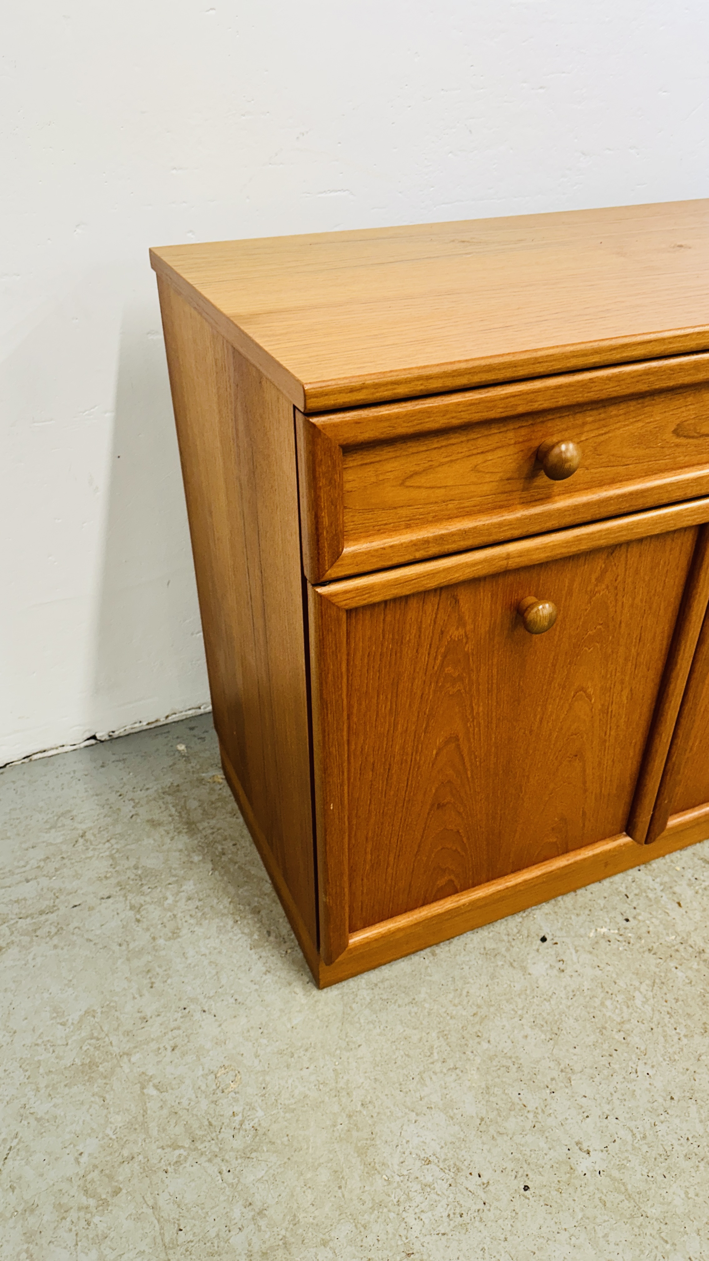 A G PLAN TEAK SIDEBOARD W 130CM D 46CM H 73CM. - Image 10 of 12