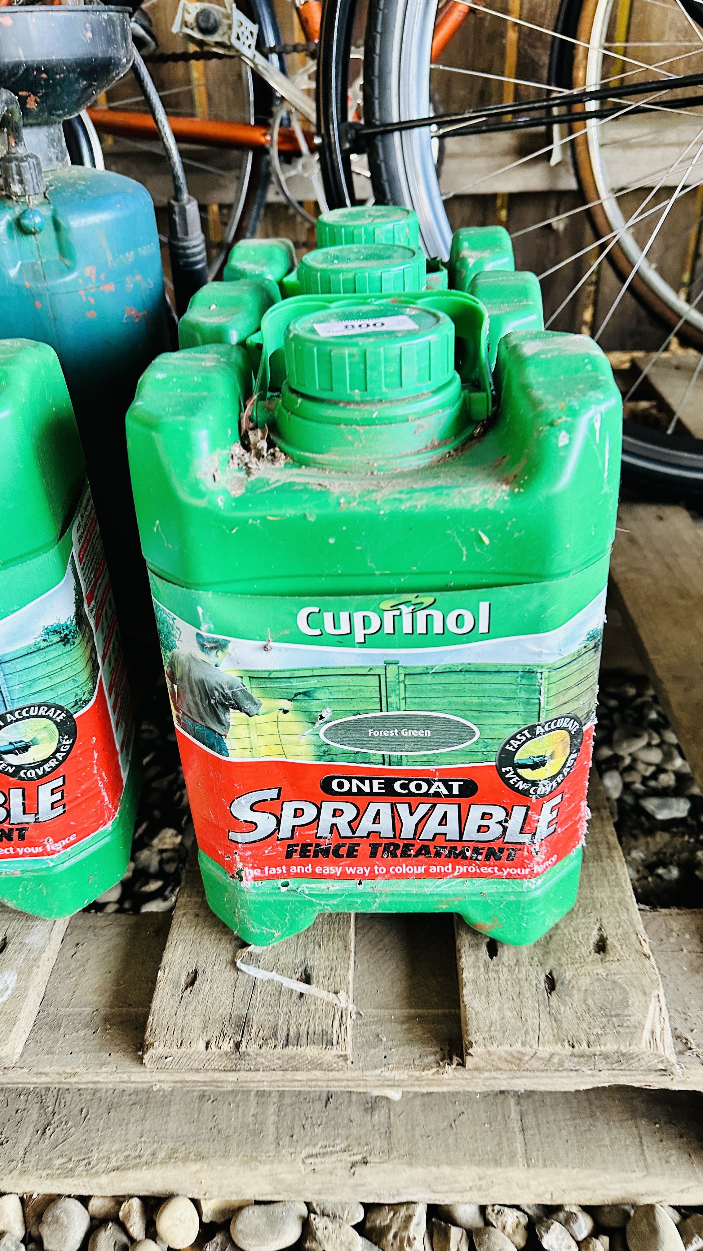 4 X 5 LITRES CUPRINOL "FOREST GREEN" SPRAYABLE FENCE TREATMENT PLUS RONSEAL FENCE SPRAYER. - Image 2 of 3