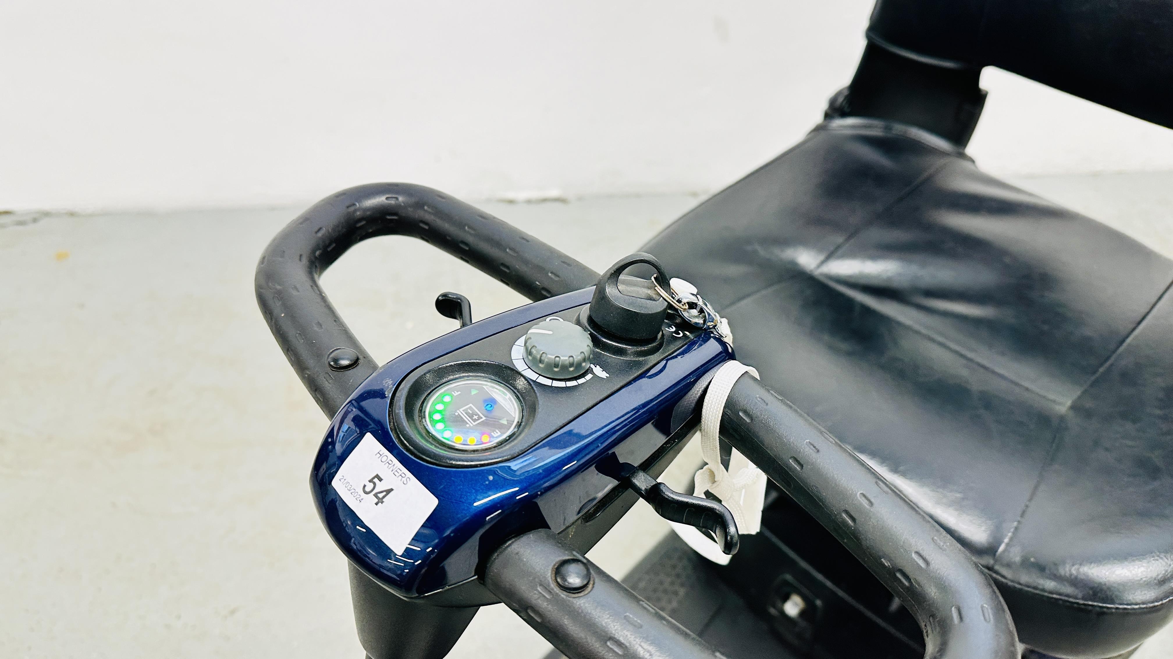 A GOGO ELITE TRAVELLER PLUS ELECTRIC MOBILITY SCOOTER COMPLETE WITH MANUAL, - Image 4 of 14