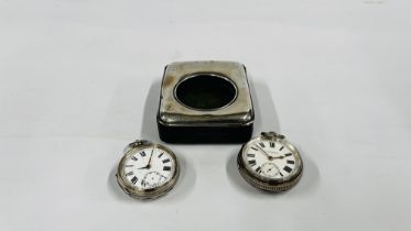 A SILVER POCKET WATCHES CHESTER 1895 BIRMINGHAM 1912 WITH A WATCH CASE BIRMINGHAM 1918.