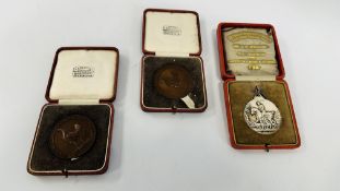 TWO COPPER OXFORD OLD ENGLISH GAME FOUL CLUB MEDALS 1934, 1935,