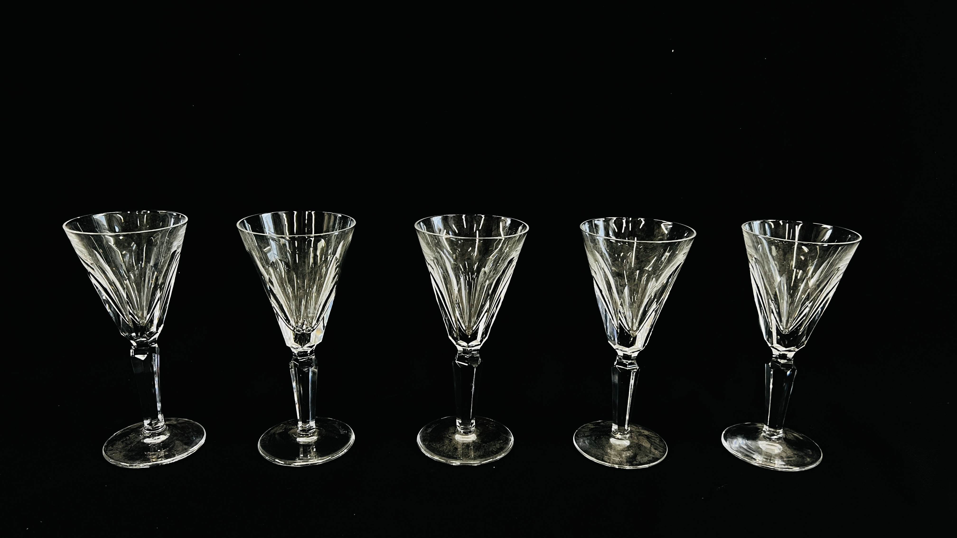A TALL RUMMER ON A HEXAGONAL STEM AND CIRCULAR FOOT ALONG WITH 5 WATERFORD SHERRY GLASSES, - Image 3 of 5