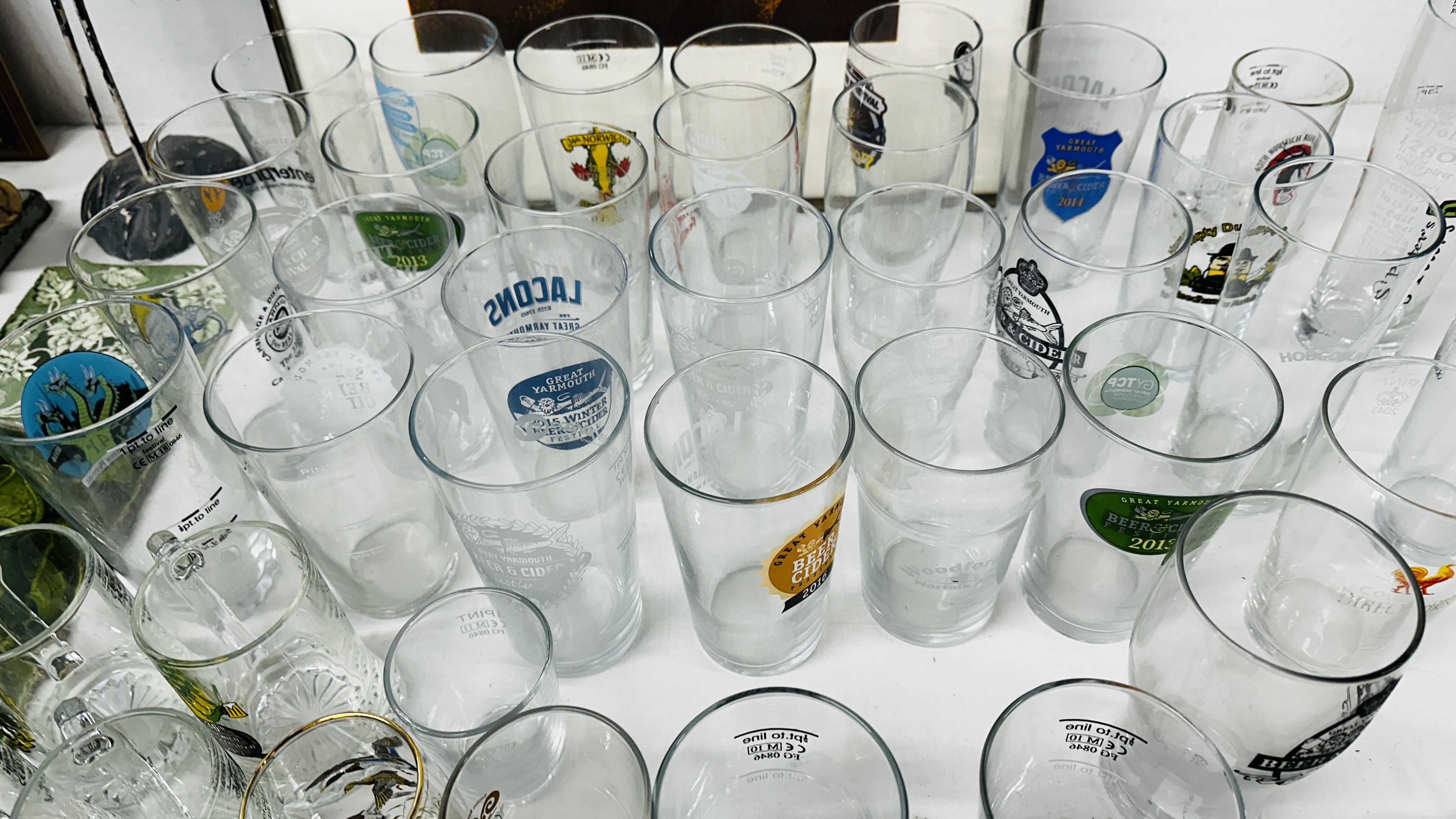 36 X VARIOUS BEER FESTIVAL GLASSES AND OTHER INCLUDING LOCAL, GREAT YARMOUTH, NORWICH, - Image 13 of 13