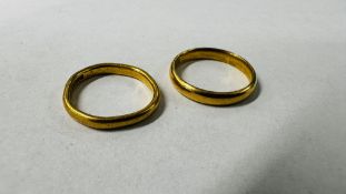 TWO 22CT GOLD WEDDING BANDS.