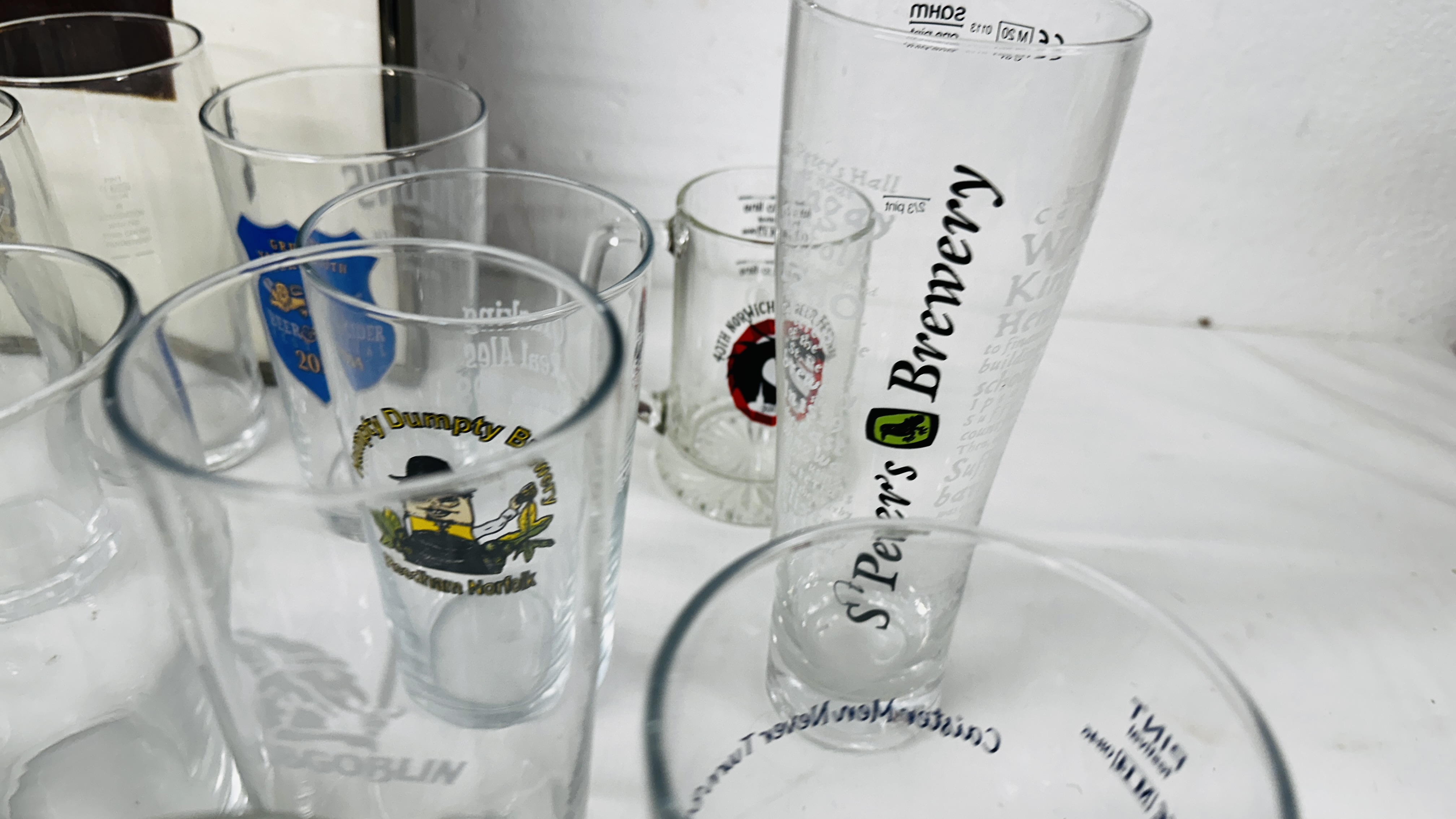 36 X VARIOUS BEER FESTIVAL GLASSES AND OTHER INCLUDING LOCAL, GREAT YARMOUTH, NORWICH, - Image 11 of 13