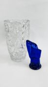 AN IMPRESSIVE CUT GLASS CRYSTAL VASE H 29.5CM ALONG WITH A BLUE GLASS STUDIO SCULPTURE H 18.5CM.
