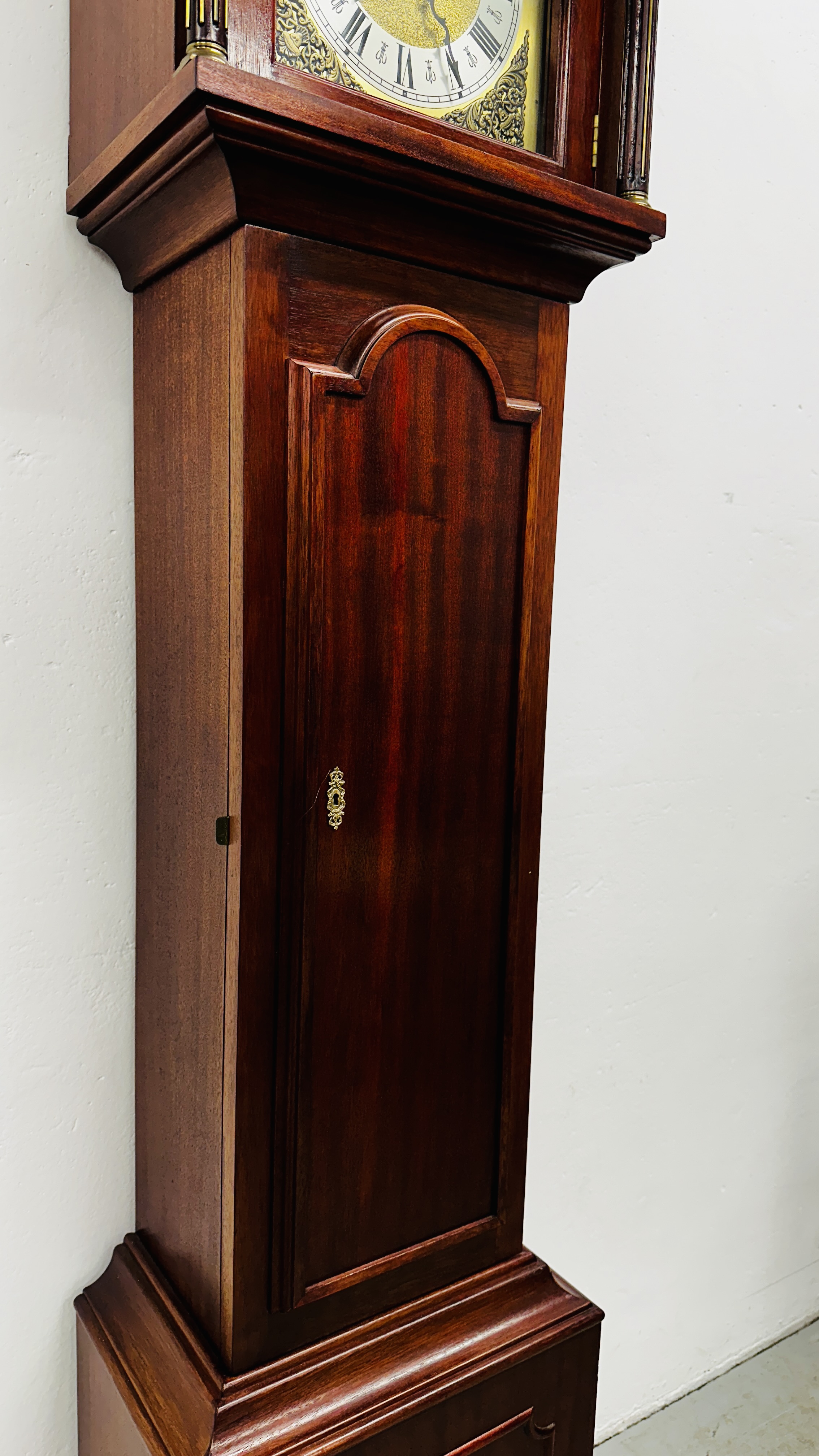 A MAHOGANY CASED REPRODUCTION GRANDFATHER CLOCK WITH MOON PHASE DIAL, - Image 4 of 9