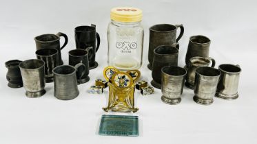 A GROUP OF 14 VINTAGE PEWTER TANKARDS,
