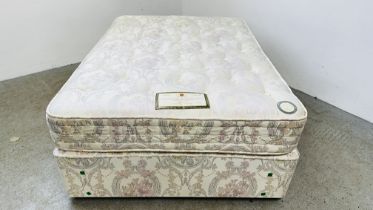 A DOUBLE DIVAN 4 DRAWER FLORAL PATTERNED BED BASE COMPLETE WITH SPRUNG SLUMBER "CHIEVELEY" POCKET
