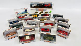 A BOX CONTAINING AN EXTENSIVE COLLECTION OF MATCHBOX DINKY DIE-CAST VEHICLES TO INCLUDE ADVERTISING