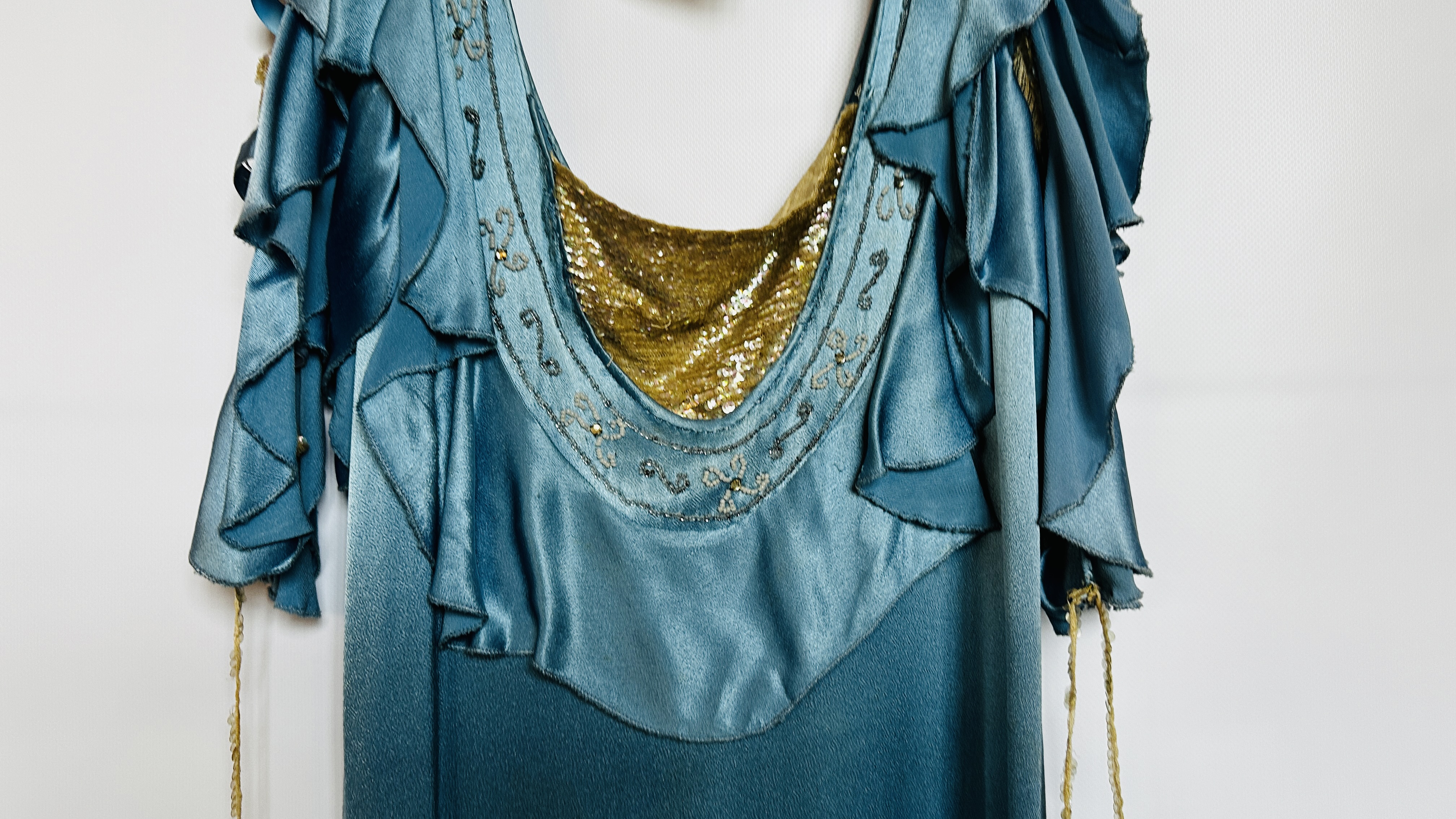 1920S BLUE SATIN EVENING GOWN, FRILLED NECKLINE & SLEEVES, - Image 3 of 15