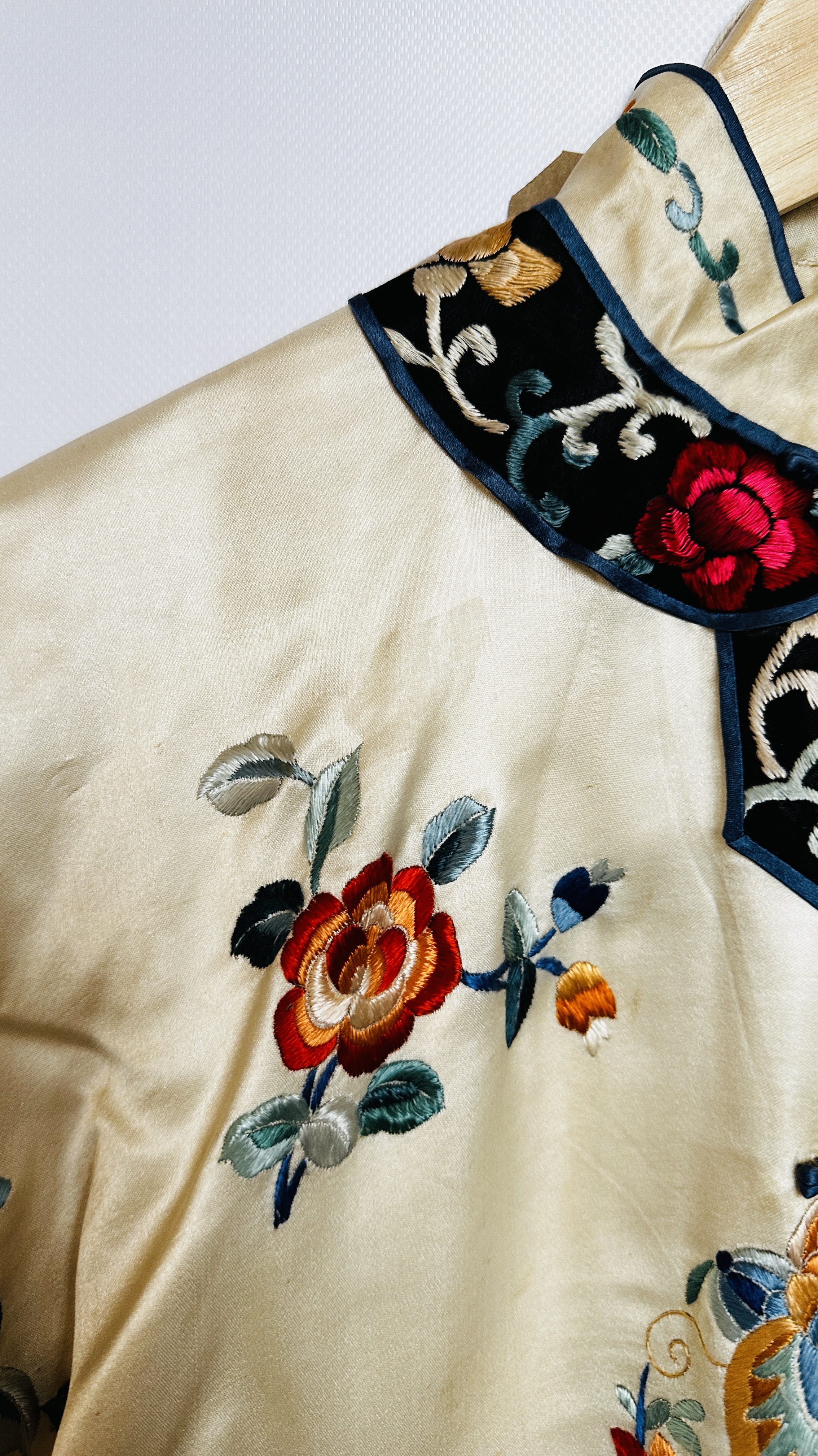 1920S CREAM SATIN CHINESE PYJAMAS, HEAVILY EMBROIDERED WITH FLOWERS, BLACK EMBROIDERED AT NECKLINE, - Image 8 of 36