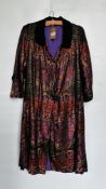 1920S PINK/BLACK/GOLD LAMÉ EVENING COAT WITH A VELVET COLLAR - A/F CONDITION, SOLD AS SEEN.