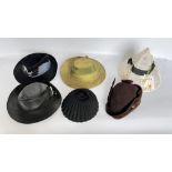 2 HAT BOXES CONTAINING 5 1940S HATS BEING 2 BLACK FELT, 1 BROWN FELT WITH FUR TRIM, 1 BLACK STRAW,