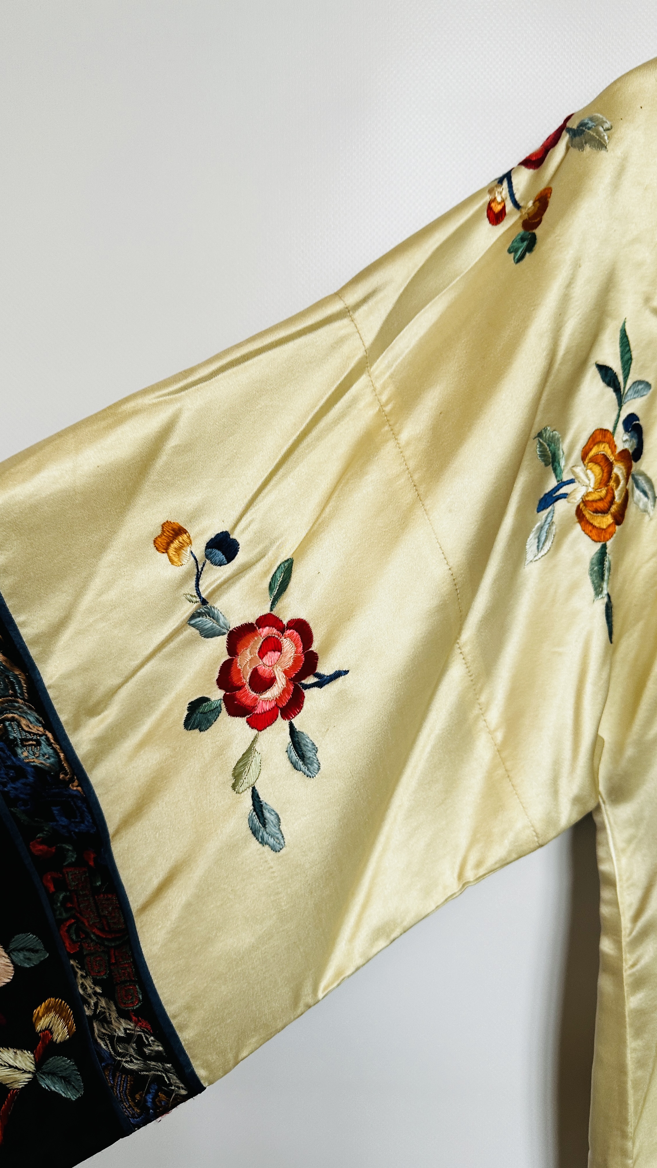 1920S CREAM SATIN CHINESE PYJAMAS, HEAVILY EMBROIDERED WITH FLOWERS, BLACK EMBROIDERED AT NECKLINE, - Image 11 of 36