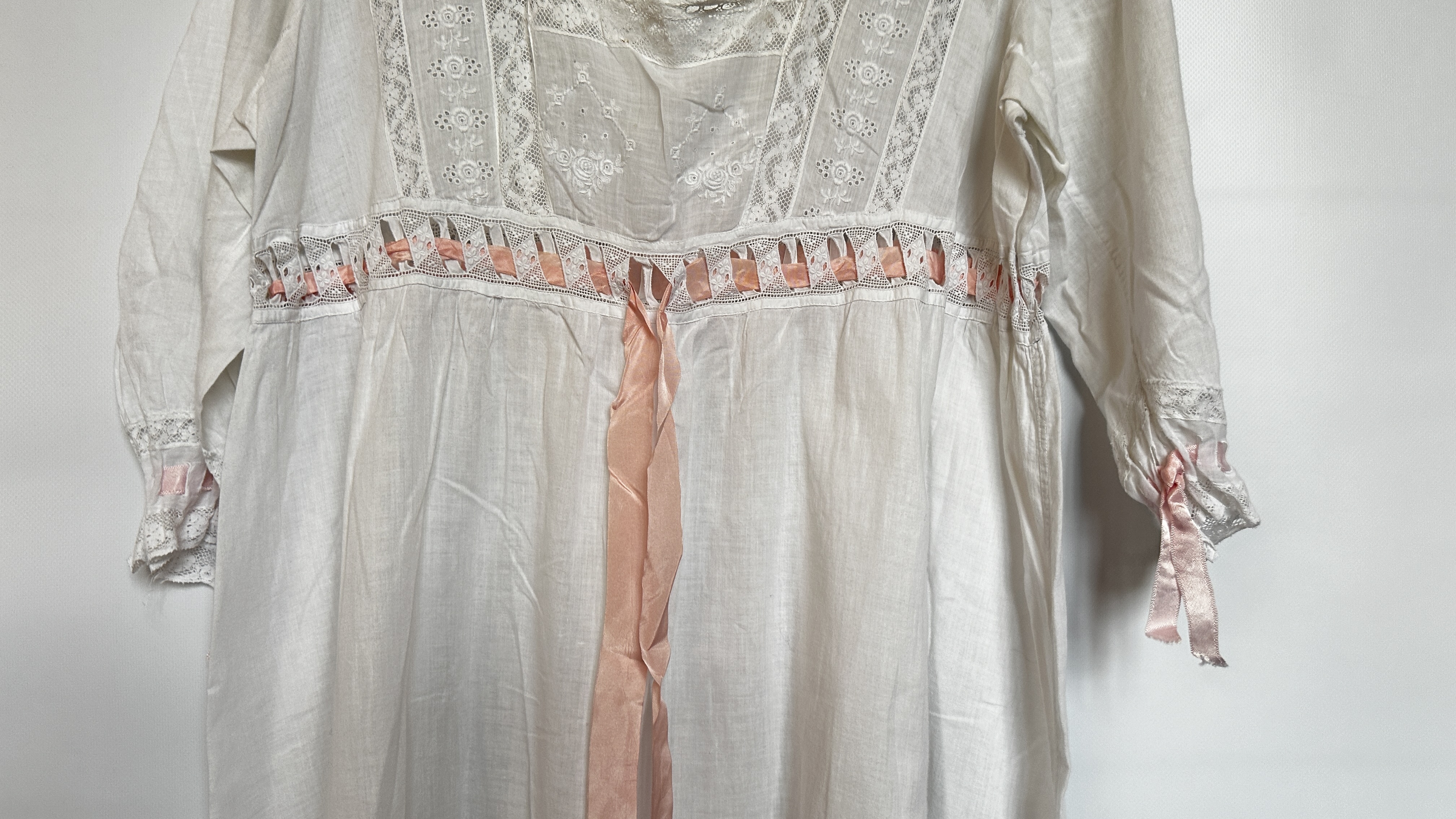 EDWARDIAN WHITE EMBROIDERED AND LACE NIGHTDRESS WITH PINK RIBBON TO SLEEVE AND BODICE - A/F - Image 3 of 27