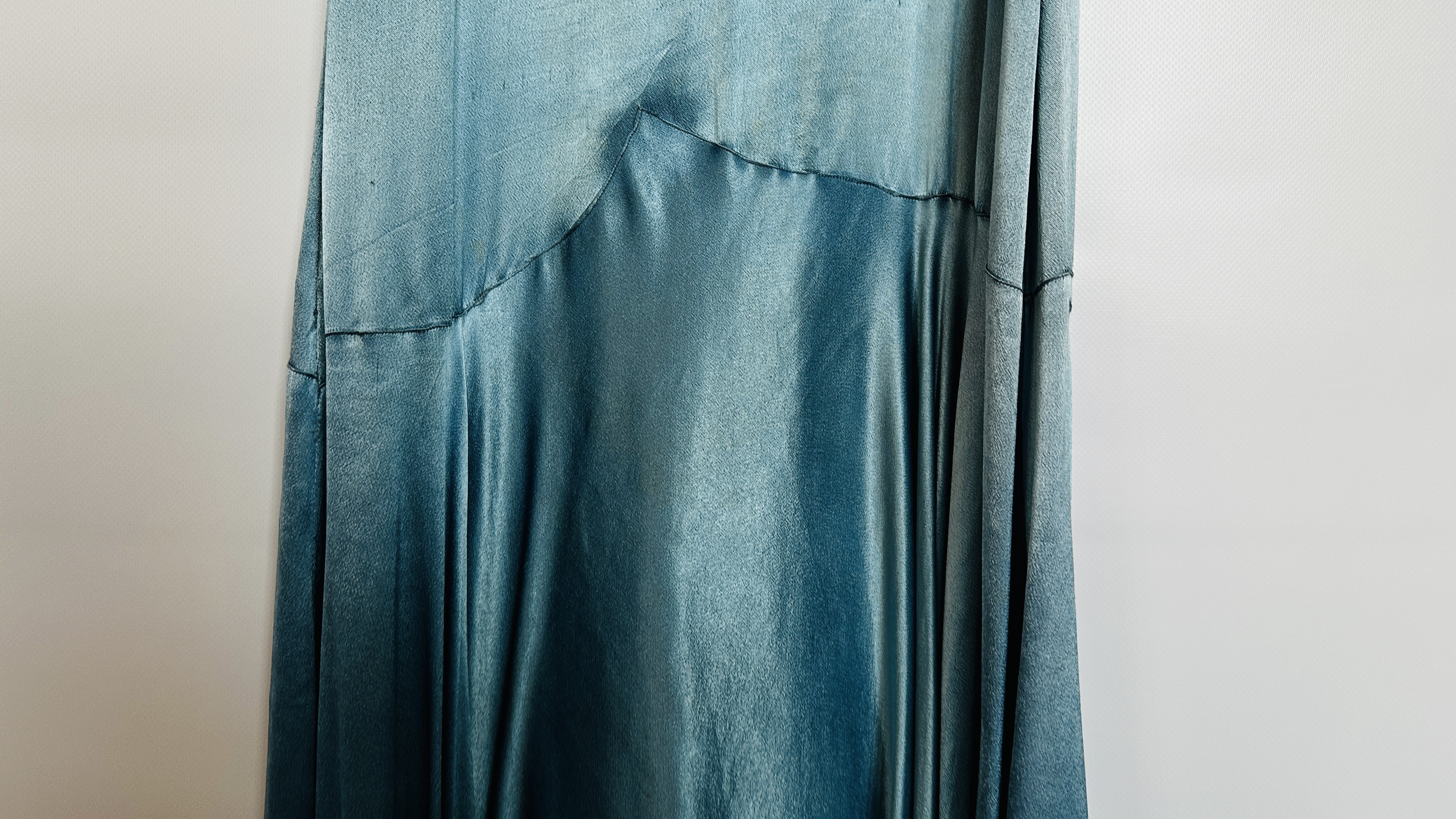 1920S BLUE SATIN EVENING GOWN, FRILLED NECKLINE & SLEEVES, - Image 6 of 15