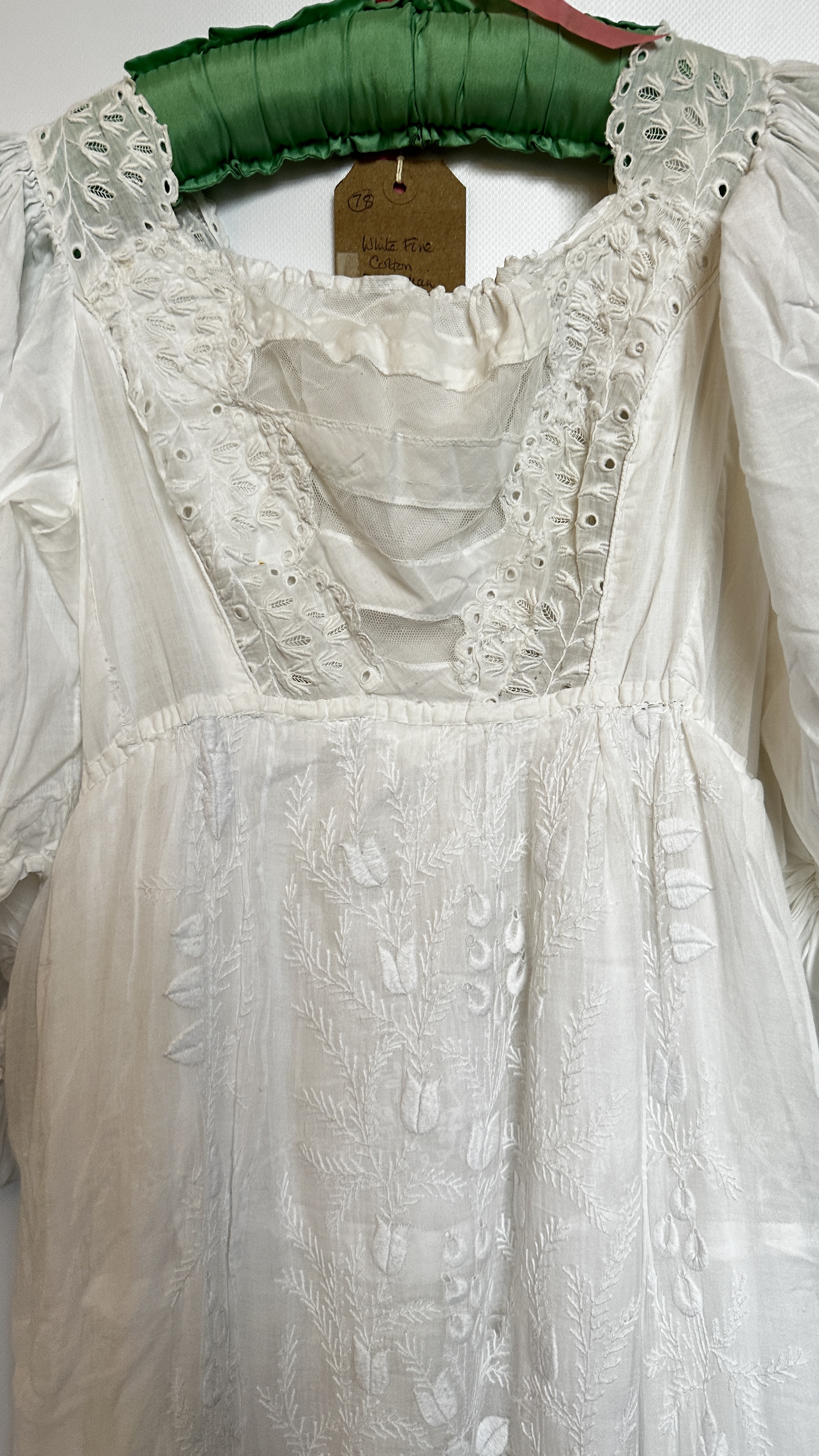 FINE WHITE COTTON EDWARDIAN DRESS, ALL OVER EMBROIDERY, EMPIRE LINE, PUFFED SLEEVES - A/F CONDITION, - Image 5 of 20