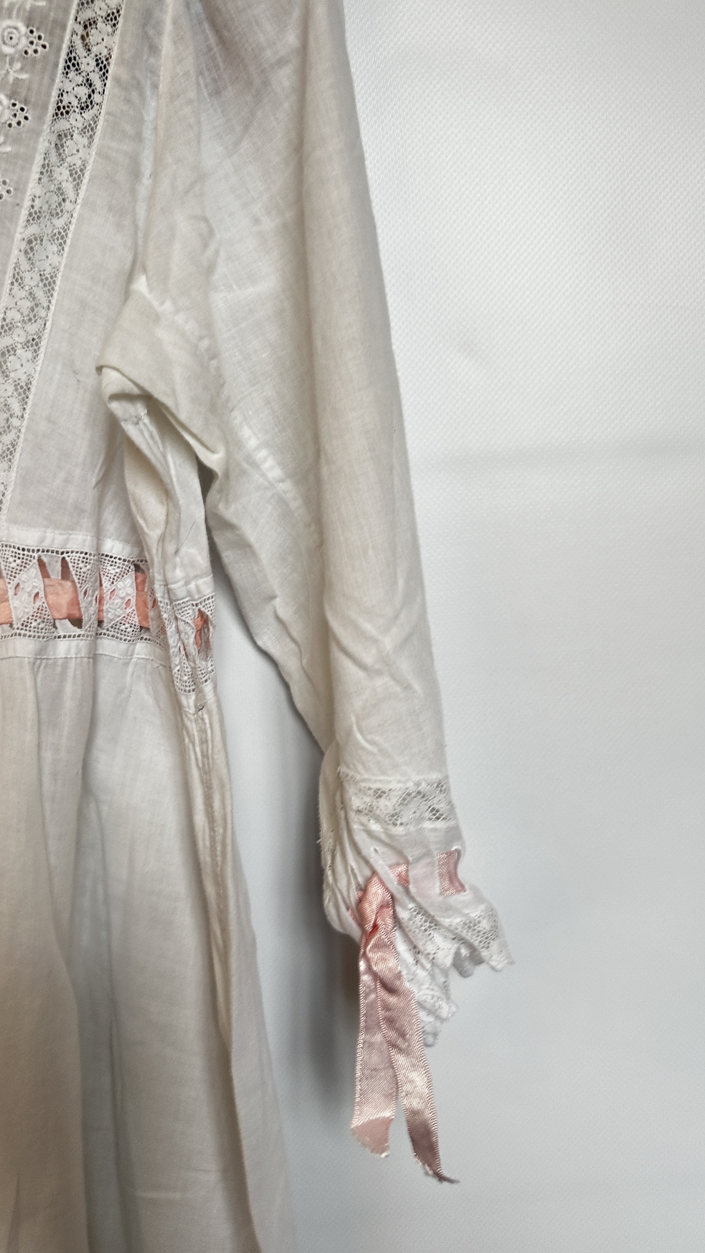 EDWARDIAN WHITE EMBROIDERED AND LACE NIGHTDRESS WITH PINK RIBBON TO SLEEVE AND BODICE - A/F - Image 8 of 27