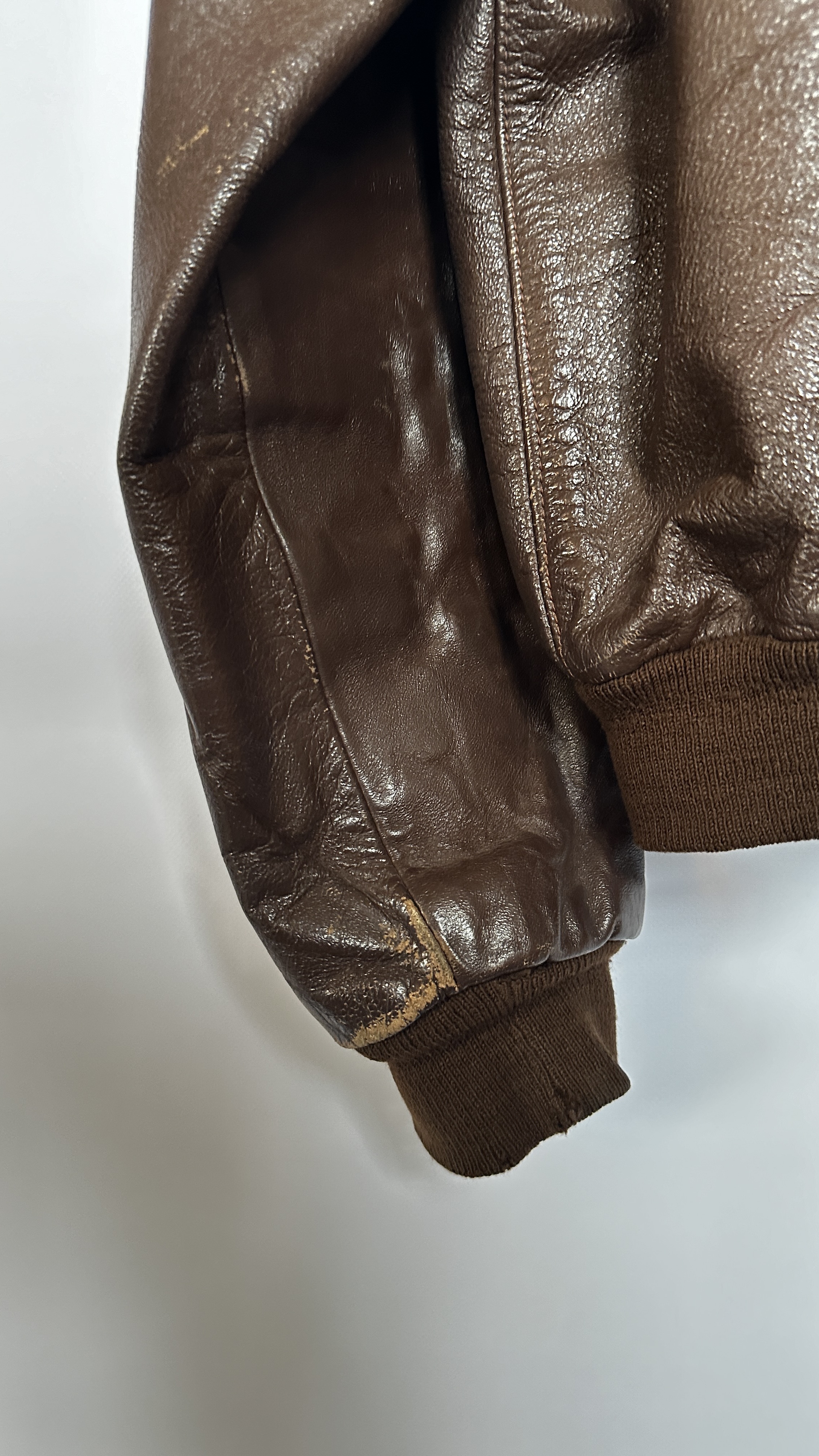 A REPRODUCTION TYPE A2 AMERICAN BROWN LEATHER BOMBER STYLE JACKET BY EASTMAN LEATHER CLOTHING - - Image 26 of 29