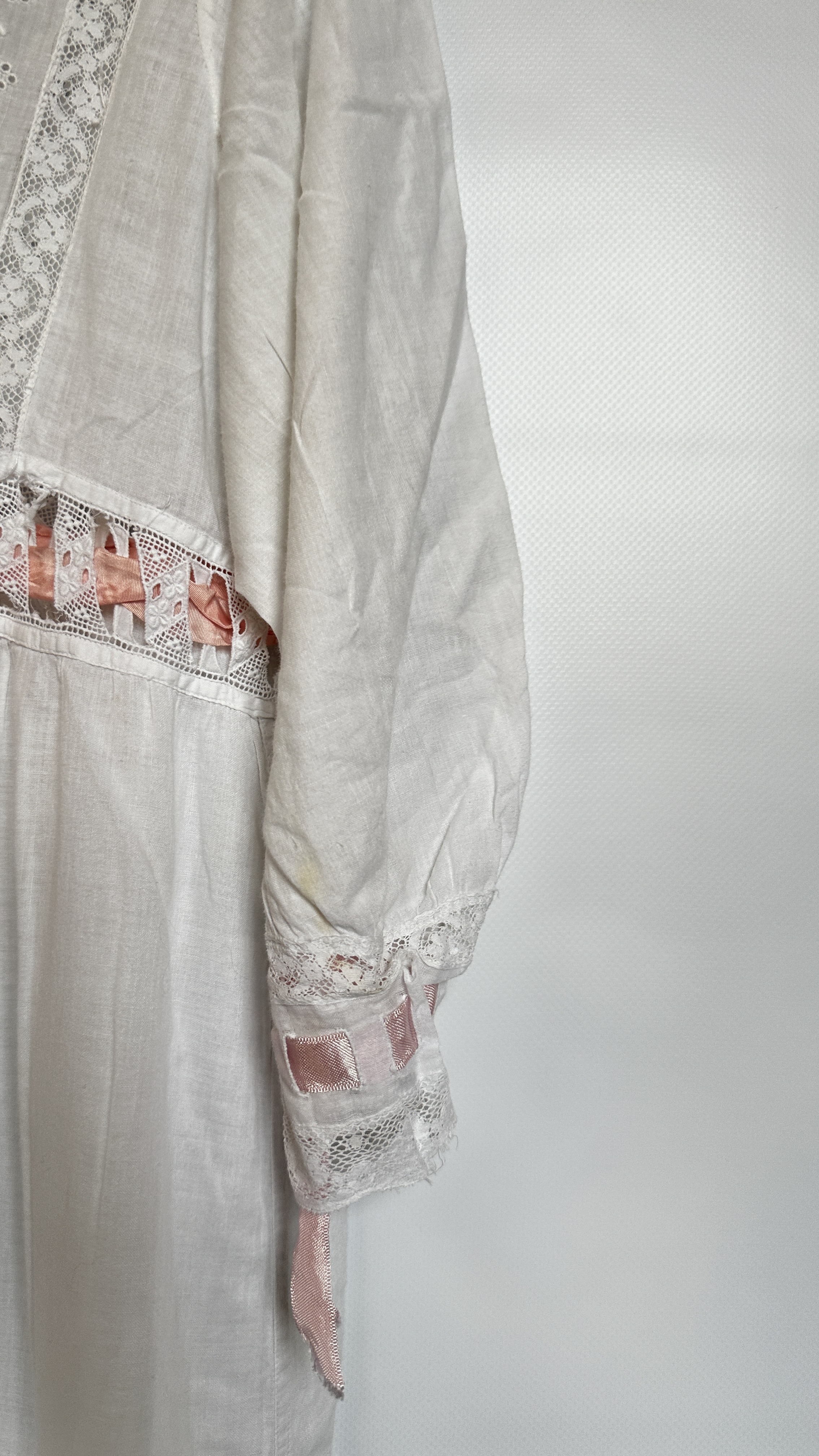 EDWARDIAN WHITE EMBROIDERED AND LACE NIGHTDRESS WITH PINK RIBBON TO SLEEVE AND BODICE - A/F - Image 22 of 27