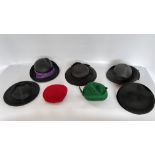 2 HAT BOXES CONTAINING 6 1940/50S HATS, 3 BLACK STRAW, 1 BLACK FELT IN BERET STYLE,