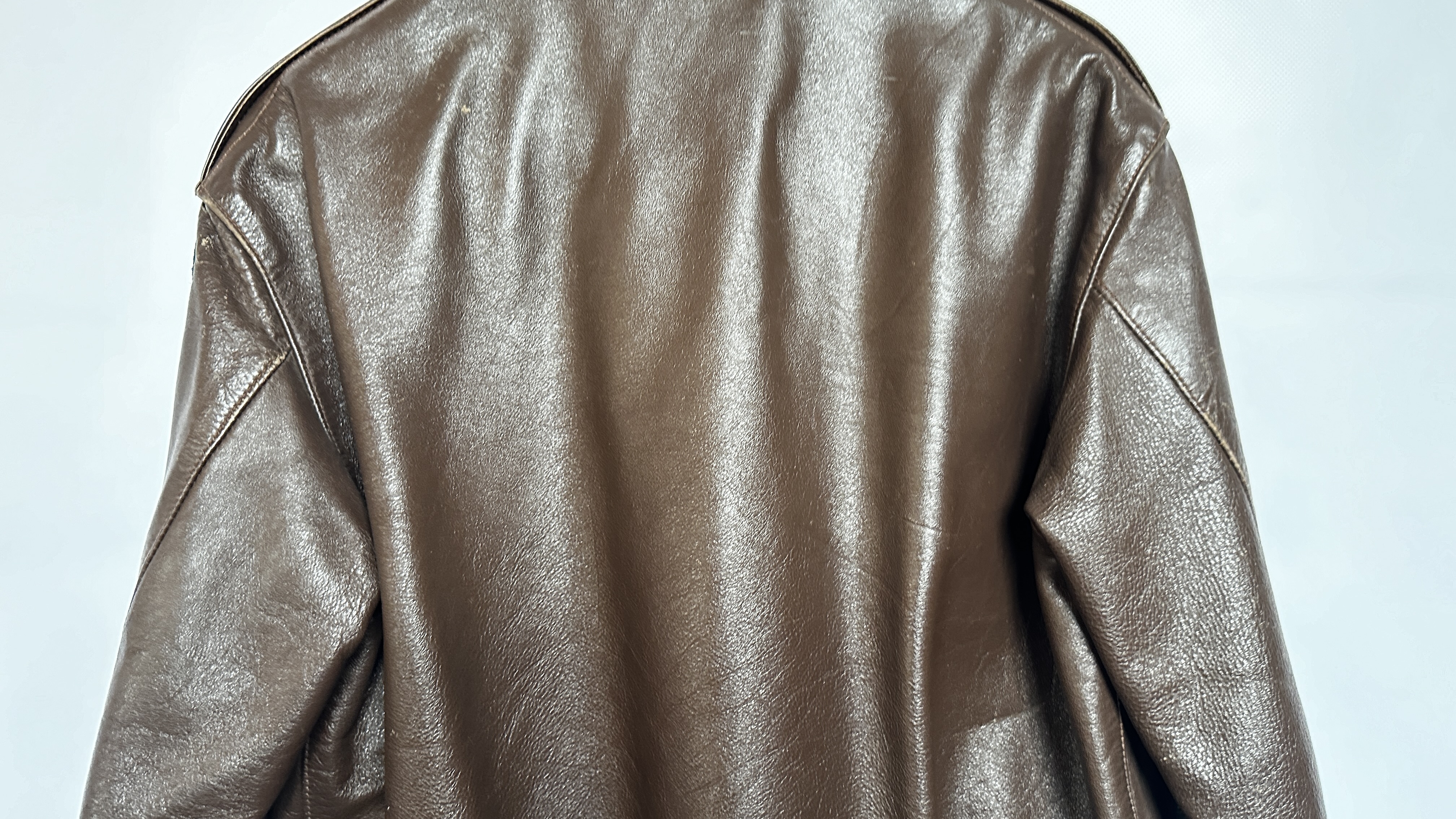 A REPRODUCTION TYPE A2 AMERICAN BROWN LEATHER BOMBER STYLE JACKET BY EASTMAN LEATHER CLOTHING - - Image 24 of 29