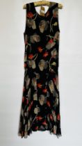 1920S FINE BLACK CREPE DROP WAIST TEA DANCE DRESS WITH GREY & CORAL FLOWER DESIGN - A/F CONDITION,