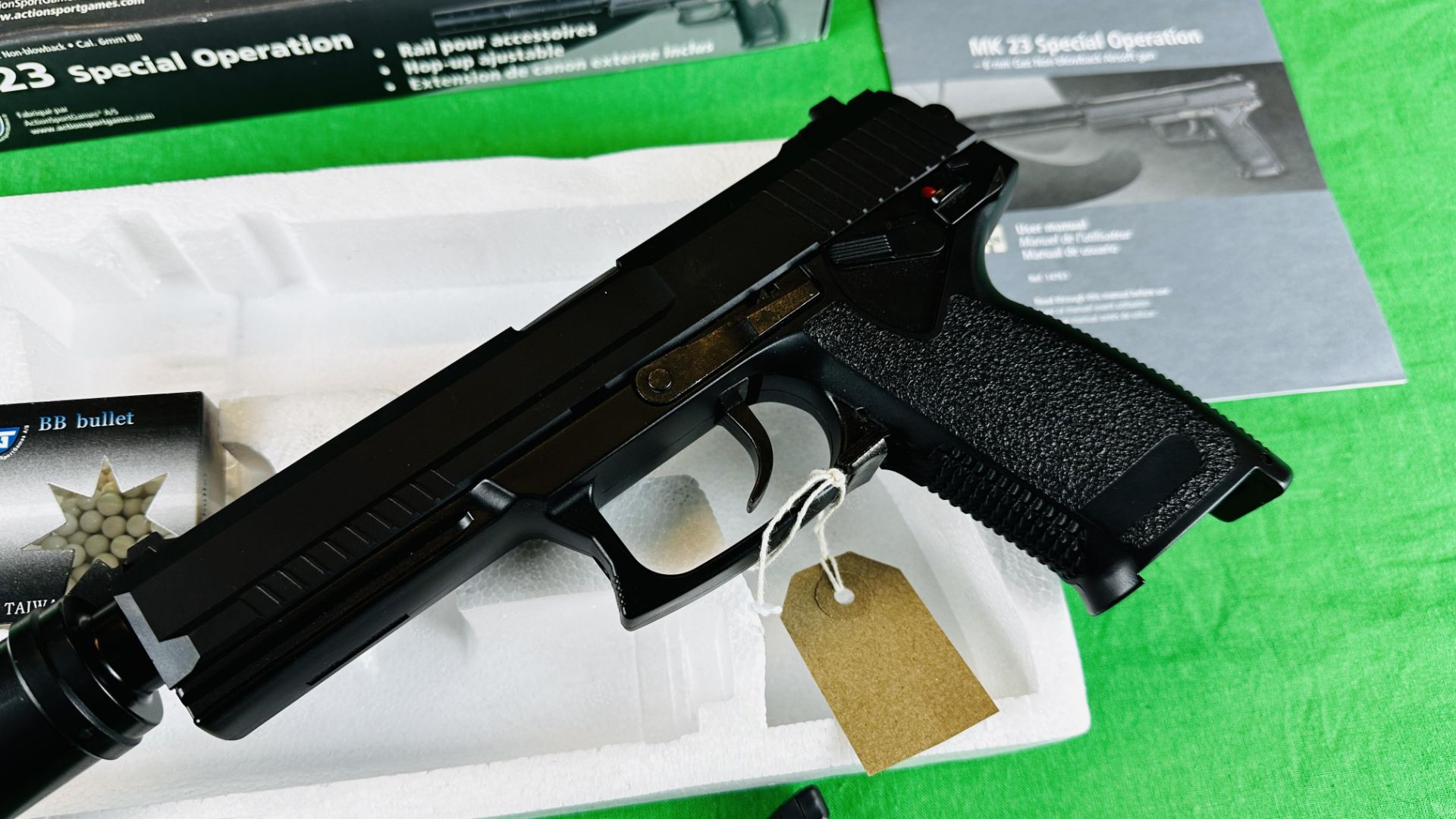 ASG MK23 SPECIAL OPERATION 6MM BB GAS NON-BLOWBACK AIR PISTOL BOXED WITH ACCESSORIES - (ALL GUNS TO - Image 8 of 10