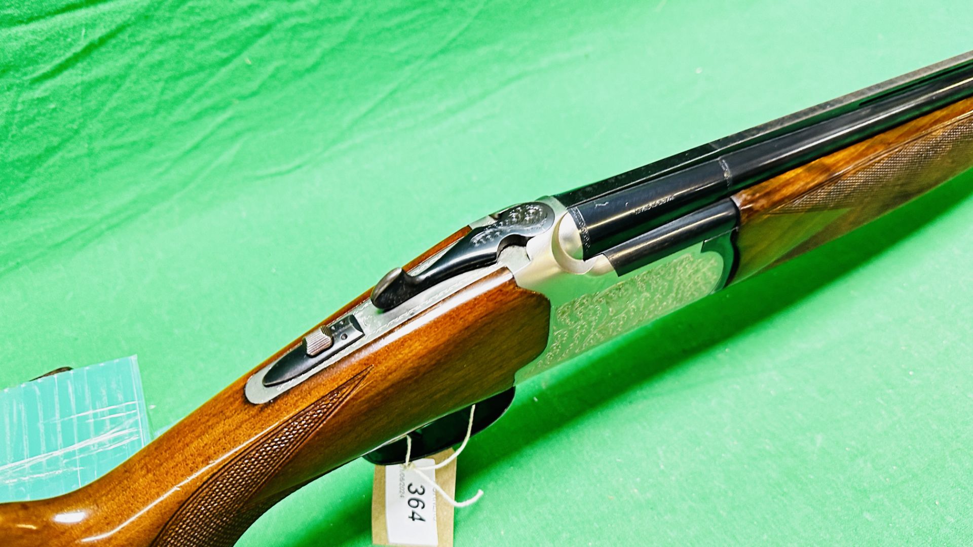 A LANBAR 12 BORE OVER AND UNDER SHOTGUN #219647, 271/2" BARRELS, - Image 8 of 16