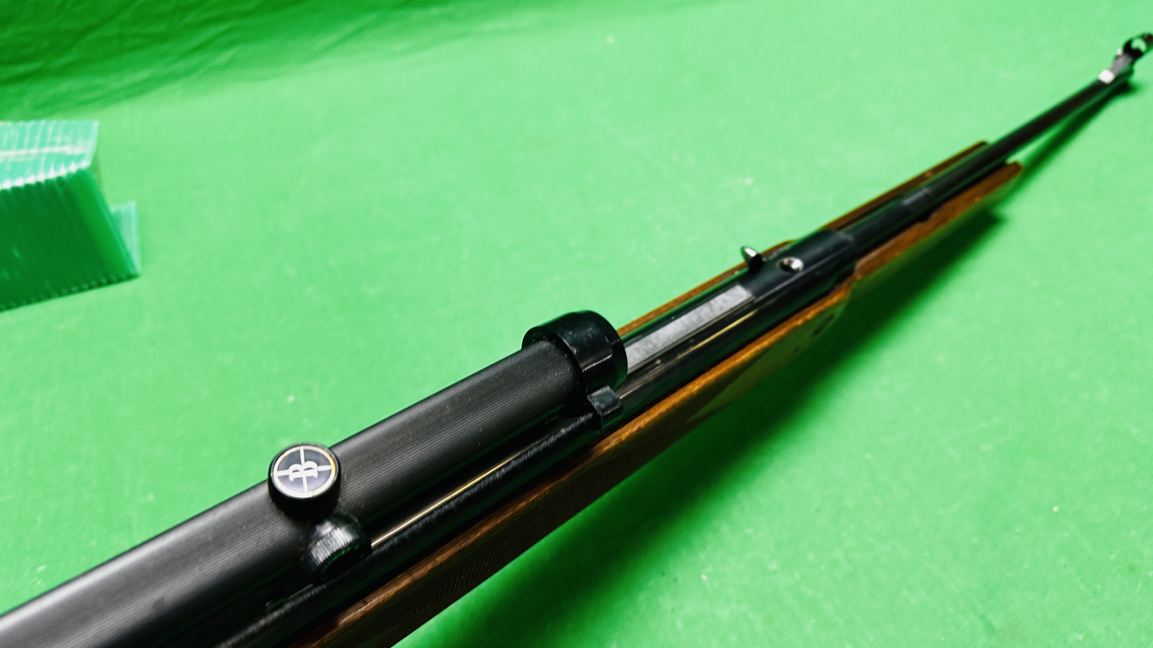 AN ORIGINAL MOD 50 UNDERLEVER AIR RIFLE FITTED WITH BUSHNELL 4 POWER SCOPE - (ALL GUNS TO BE - Image 14 of 15