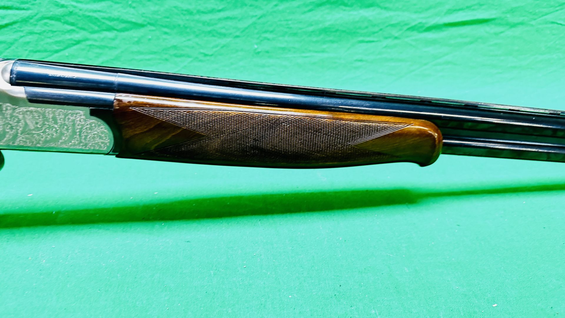 A LANBAR 12 BORE OVER AND UNDER SHOTGUN #219647, 271/2" BARRELS, - Image 6 of 16