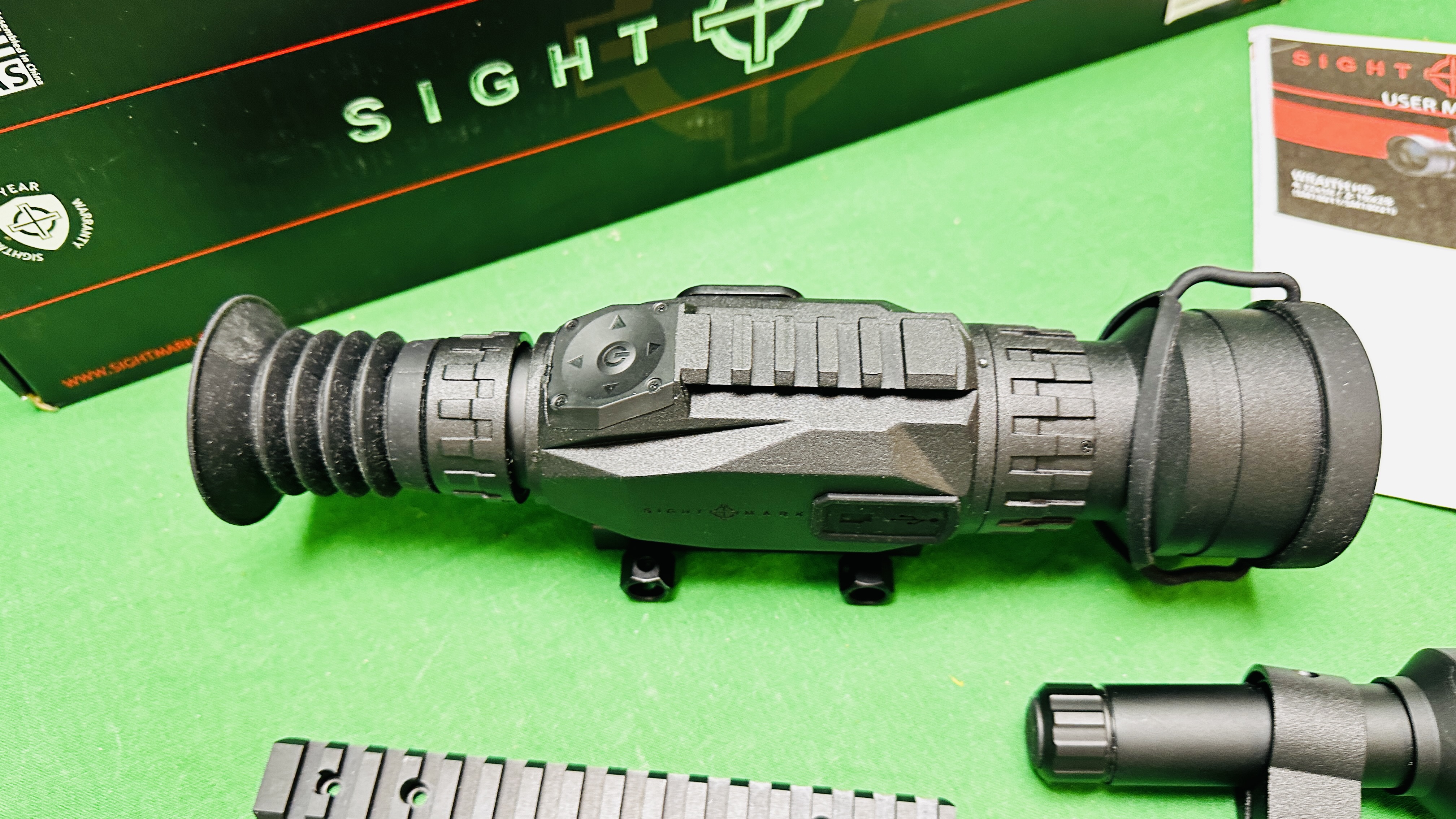 BOXED AS NEW SIGHT MARK WRAITH HD SERIES 4-32X50 DIGITAL DAY/NIGHT RIFLE SCOPE - Image 3 of 16