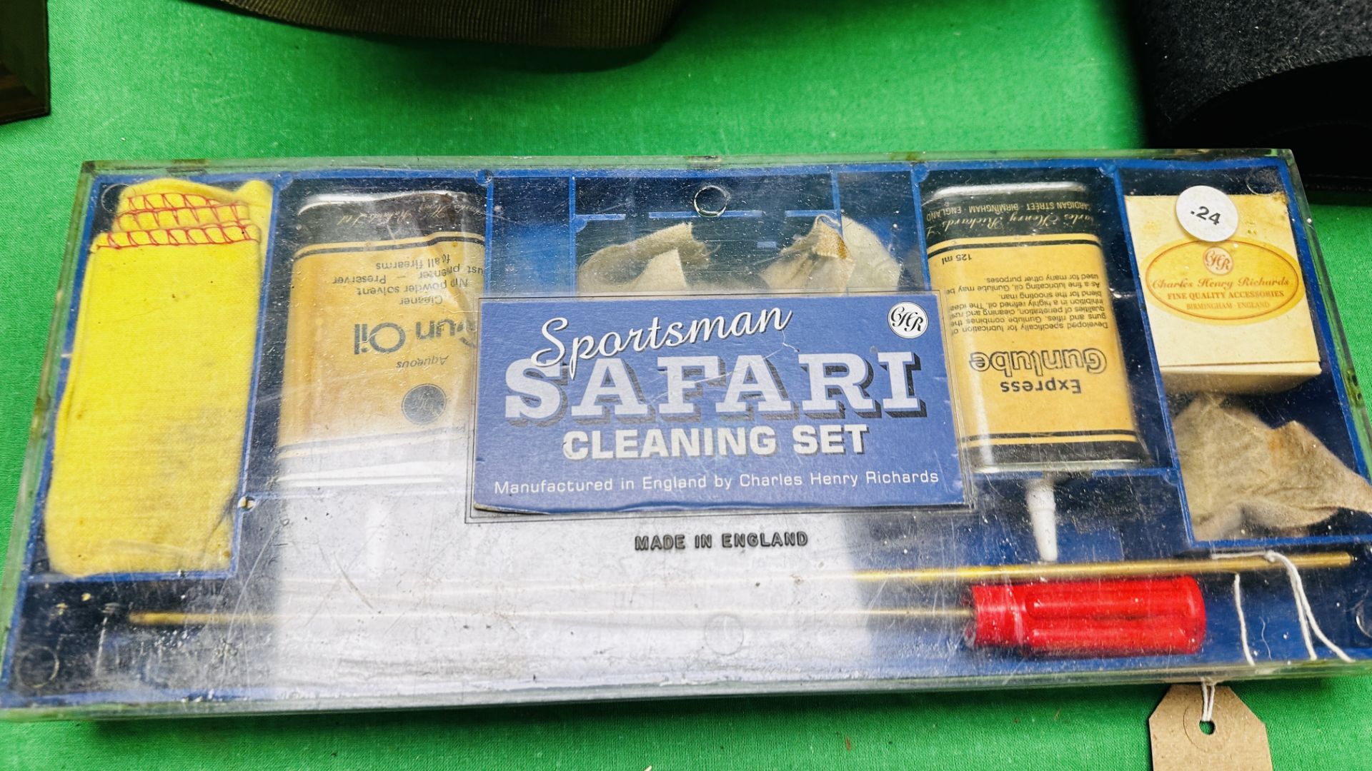 A GROUP OF CLEANING ACCESSORIES MAINLY RIFLE INCLUDING SAFARI CLEANING, - Image 2 of 10