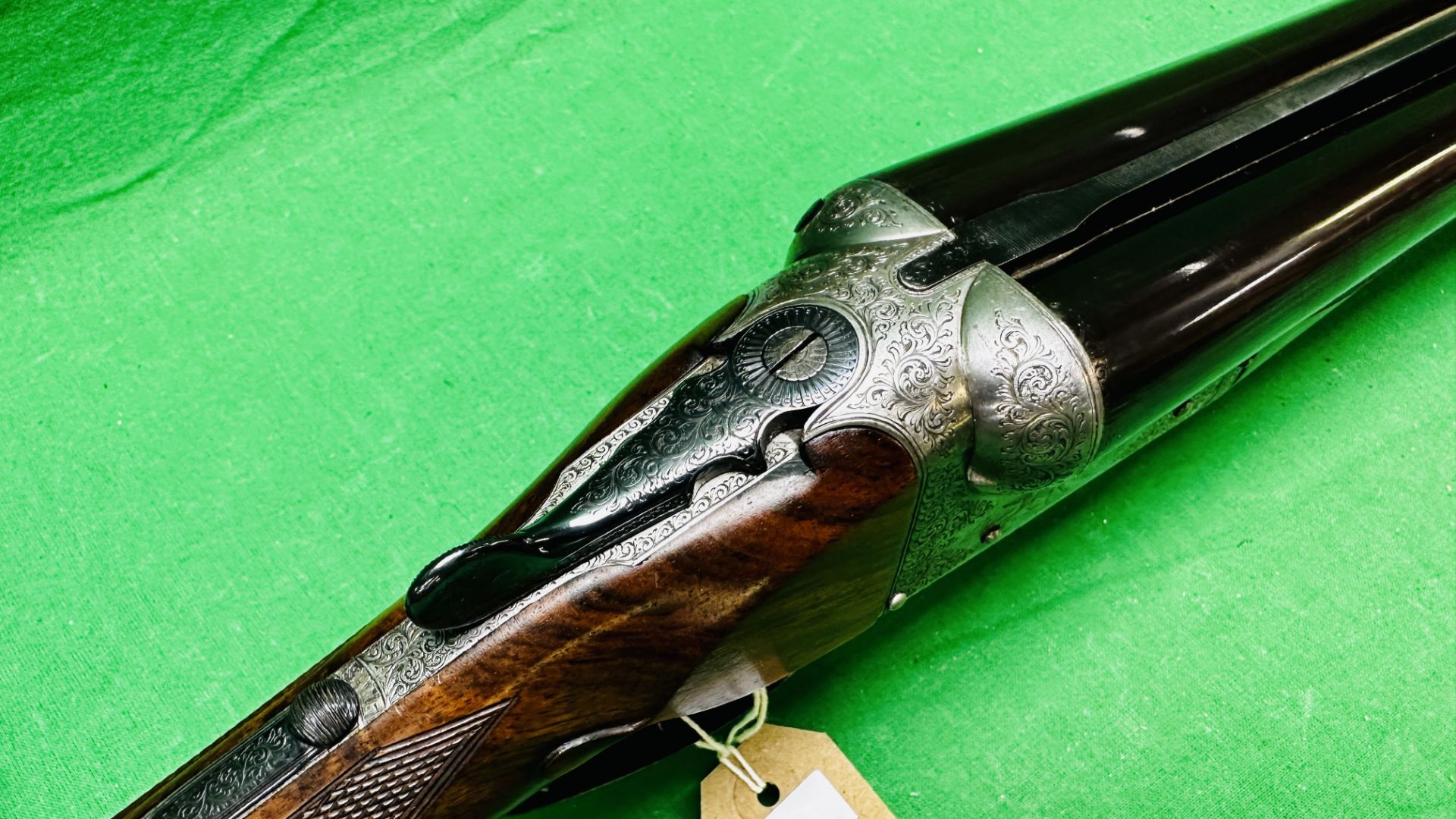 WILLIAM FORD 12 BORE SIDE BY SIDE SHOTGUN #10200, 25" BARRELS, SLEEVED, WITH CHURCHILL RIB, - Image 5 of 22
