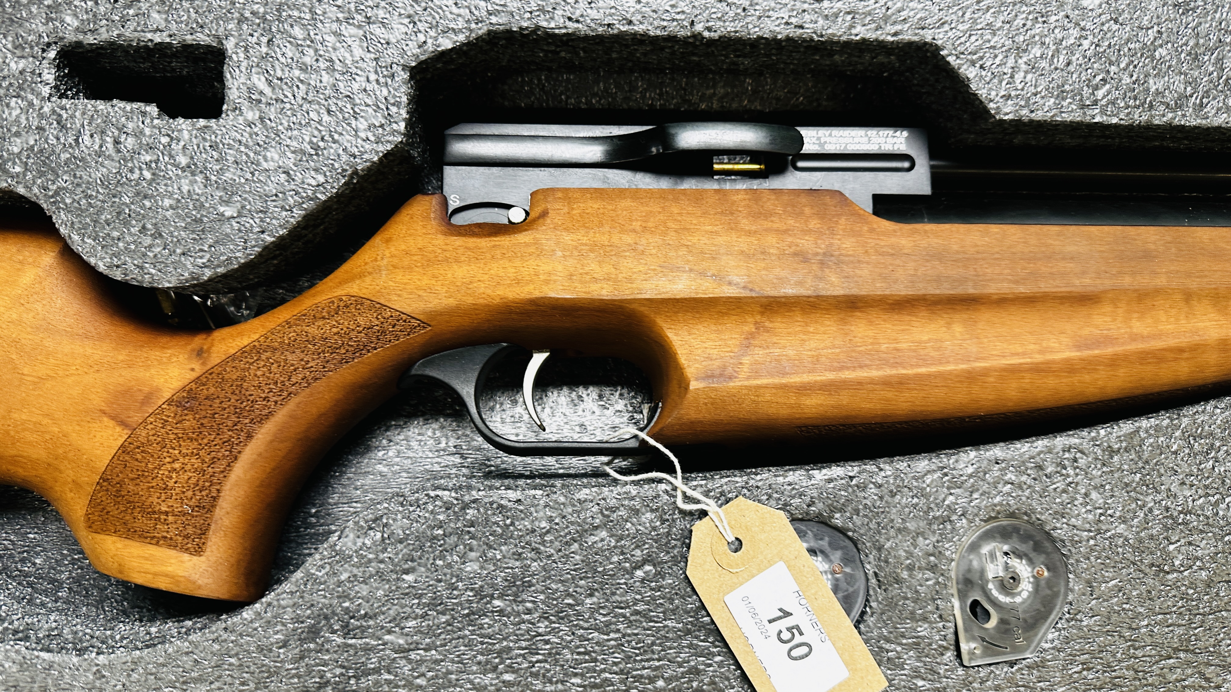 WEBLEY RAIDER 12 . - Image 2 of 9