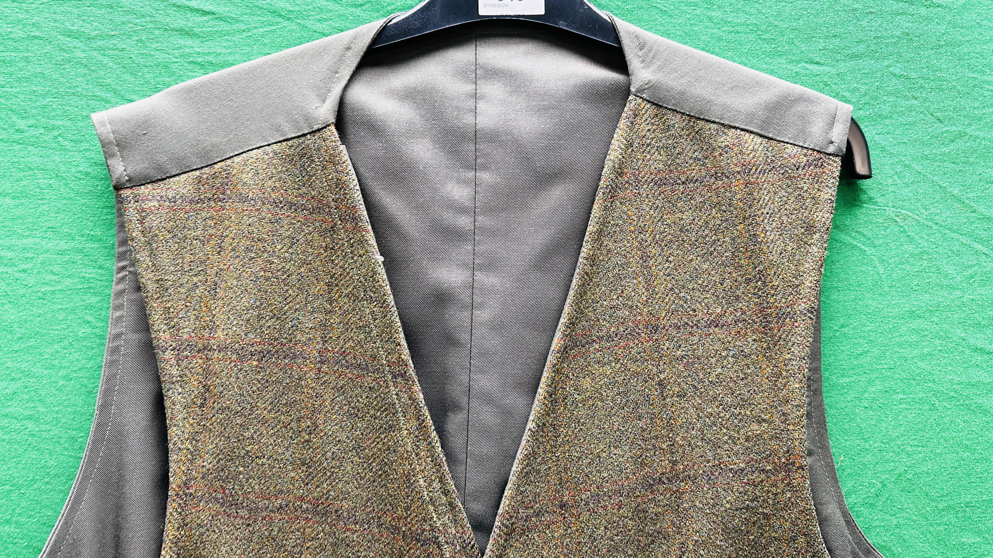 GEORGE GODDARD TWEED WAISTCOAT. - Image 4 of 7