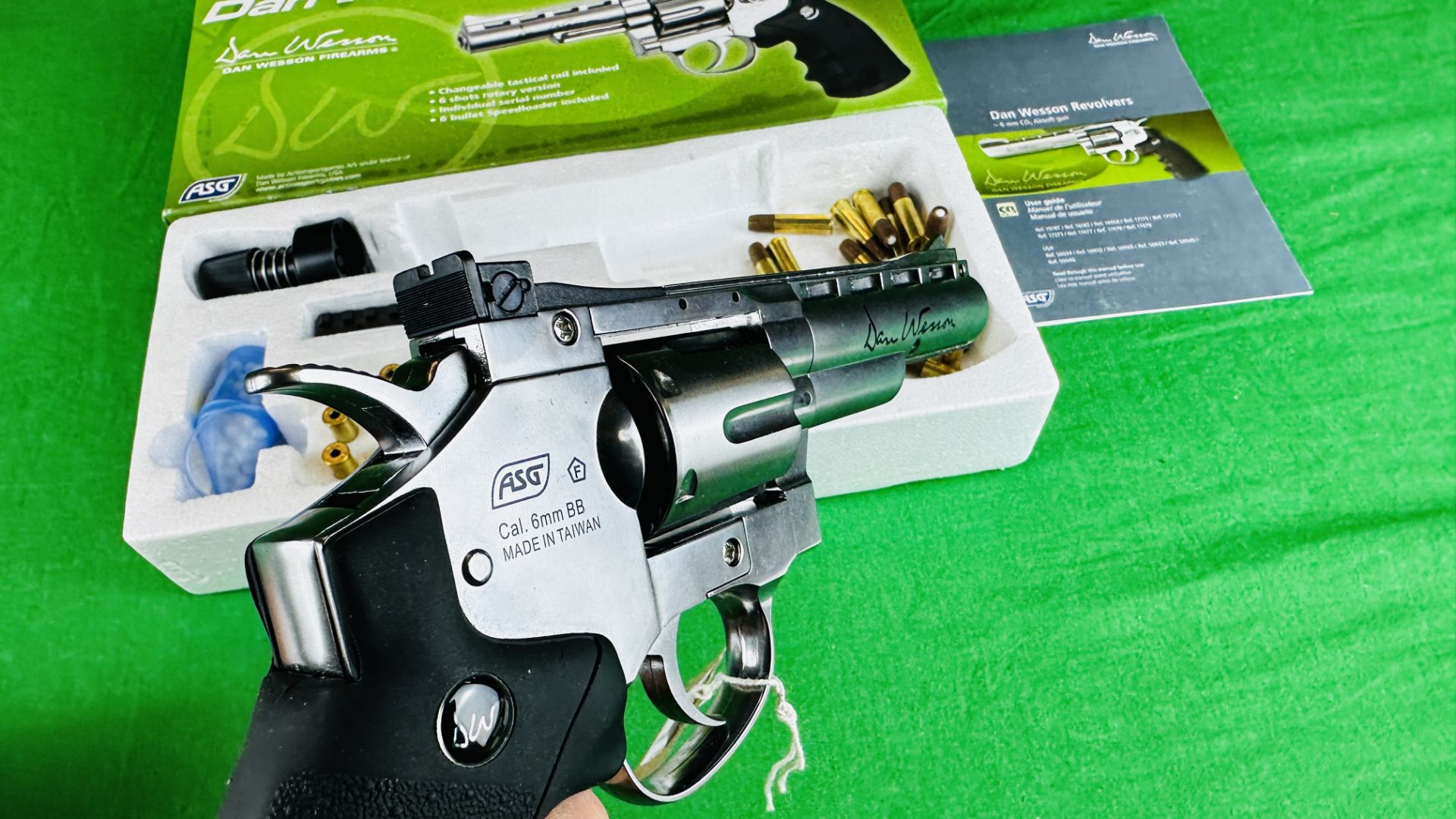 DAN WESSON 4" Co2 CAL. - Image 12 of 19