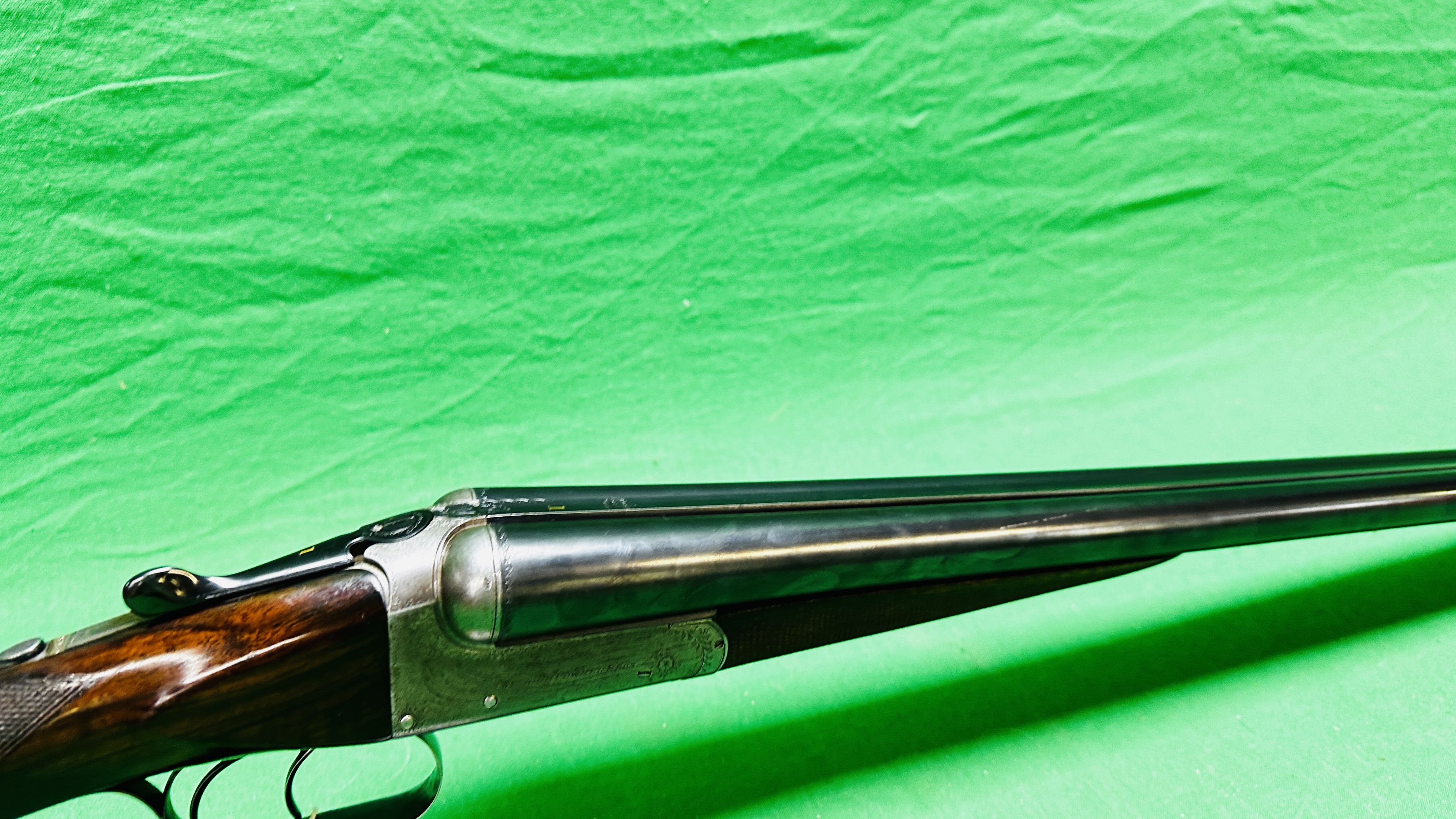 WILLIAM POWELL 12 BORE SIDE BY SIDE SHOTGUN, 28" BARRELS, - Image 9 of 18