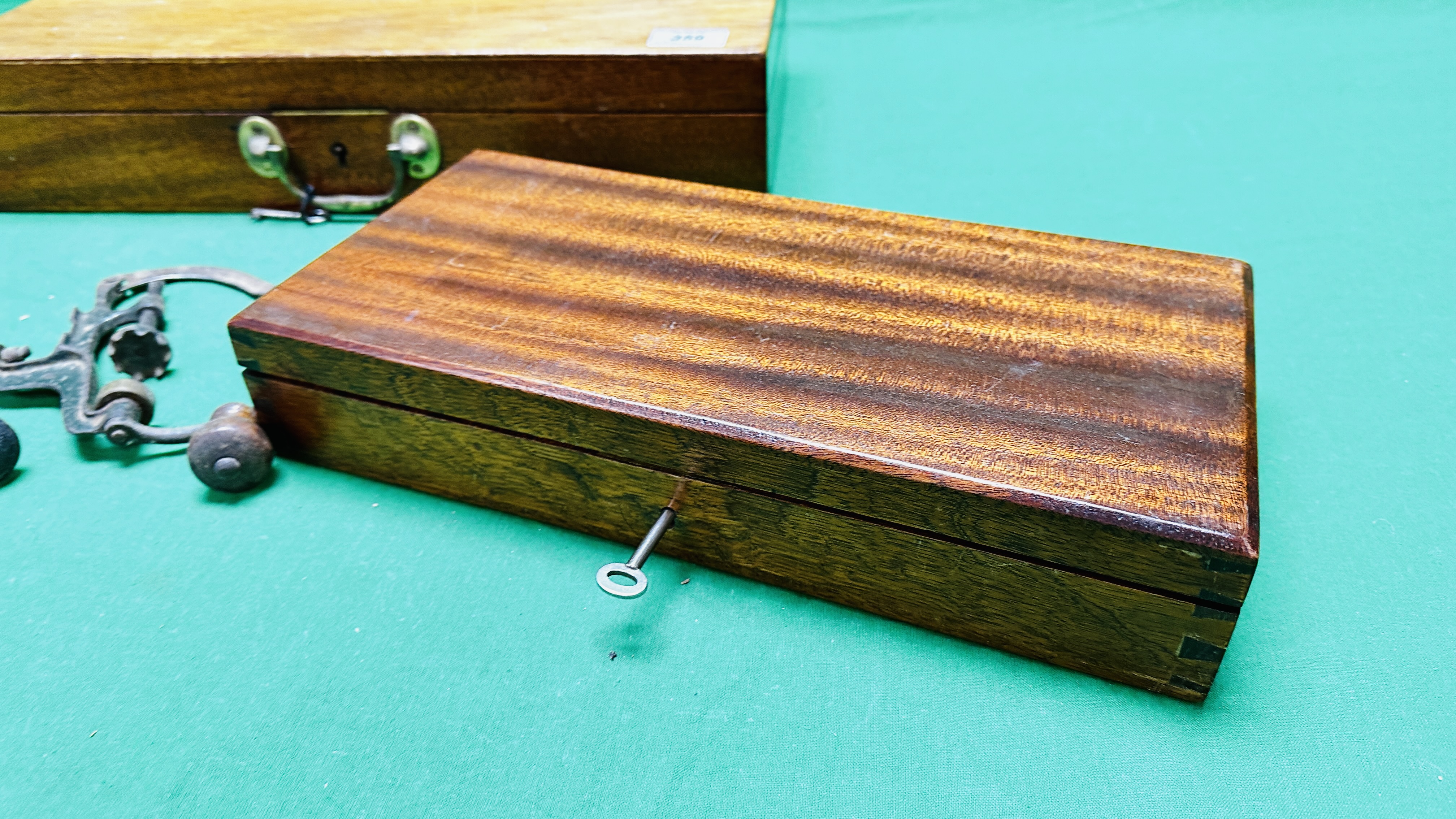 TWO VINTAGE WOODEN BOXES FOR PISTOLS AND TWO VINTAGE LOADING TOOLS - Image 7 of 10