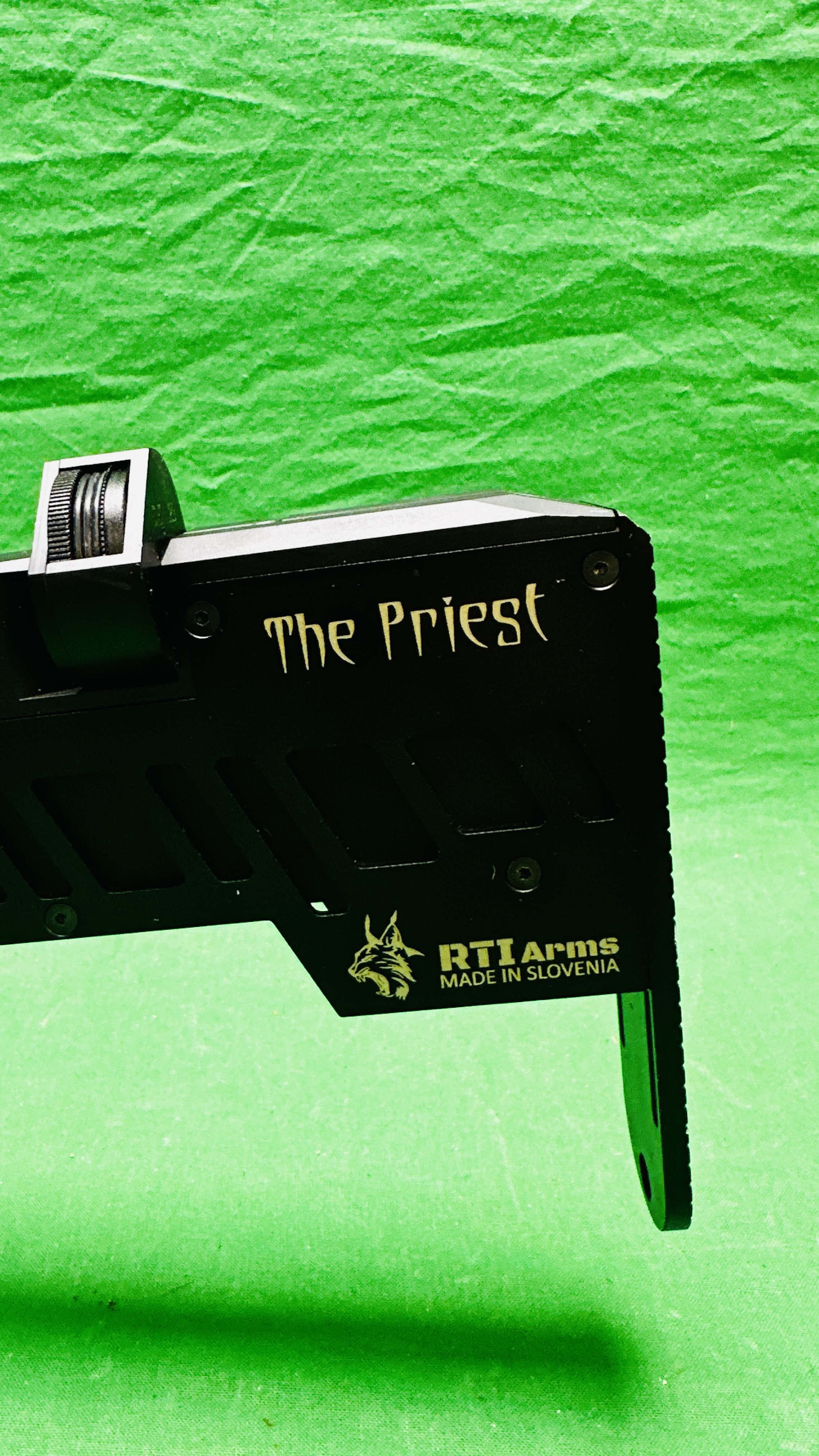 RTI ARMS "THE PRIEST" . - Bild 3 aus 14