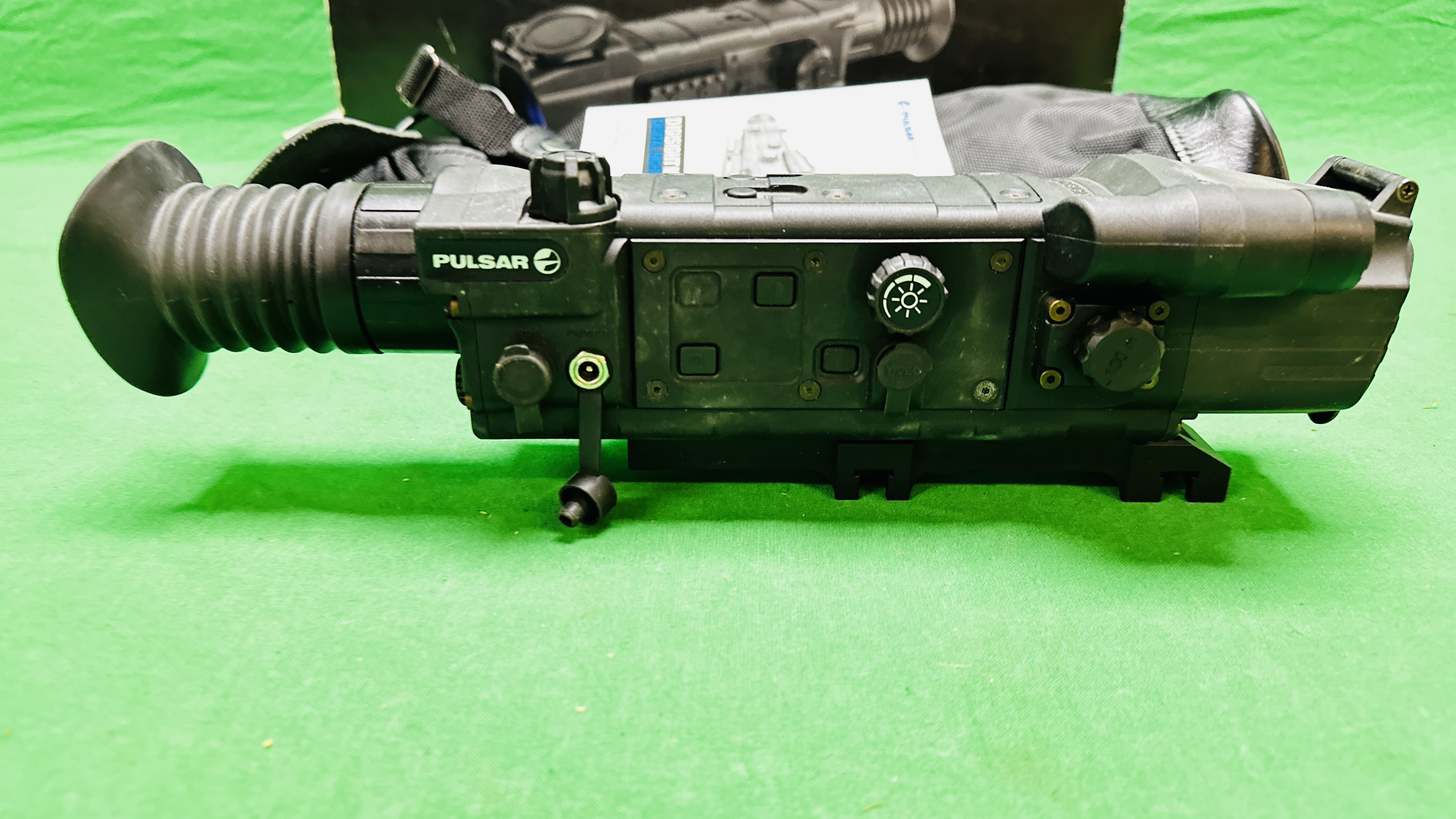 A PULSAR DIGISIGHT RIFLE SCOPE MODEL N550 BOXED WITH BATTERY PACK AND BAG. - Image 2 of 17