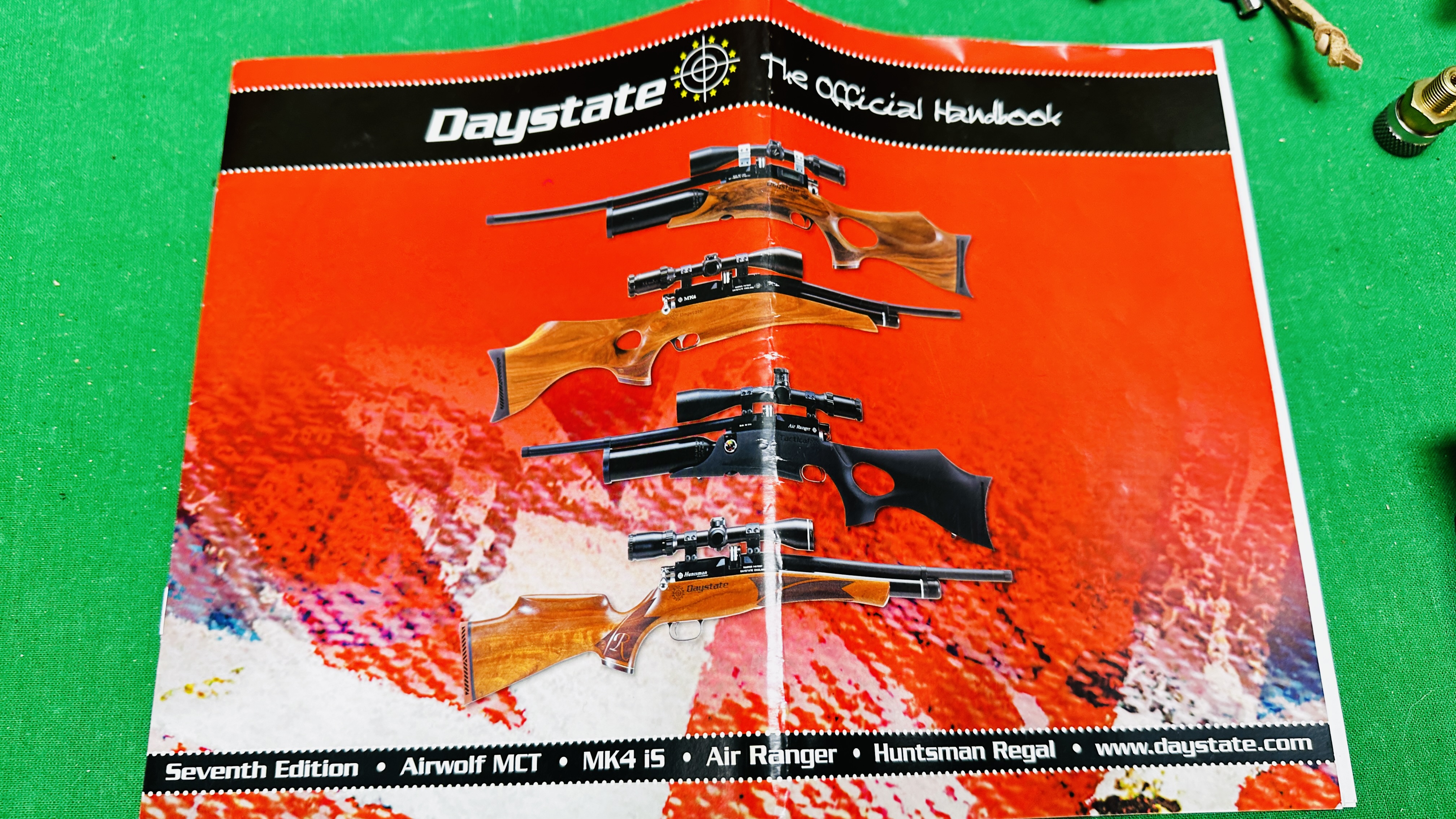 DAYSTATE AIRWOLF MCT DIGITAL PCP MULTI SHOT AIR RIFLE COMPLETE WITH 4 10 SHOT MAGAZINES, - Image 24 of 25