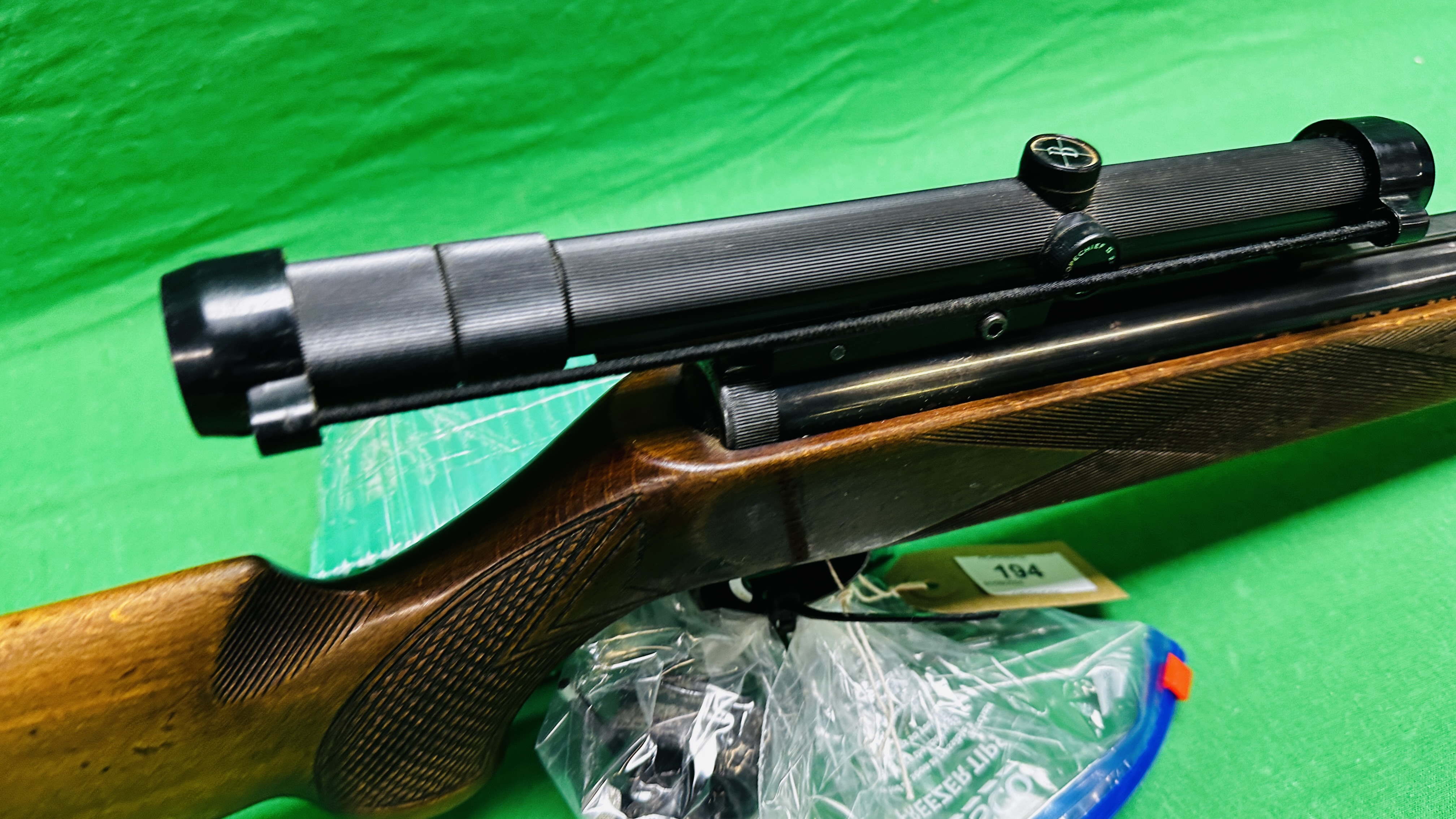 AN ORIGINAL MOD 50 UNDERLEVER AIR RIFLE FITTED WITH BUSHNELL 4 POWER SCOPE - (ALL GUNS TO BE - Image 5 of 15