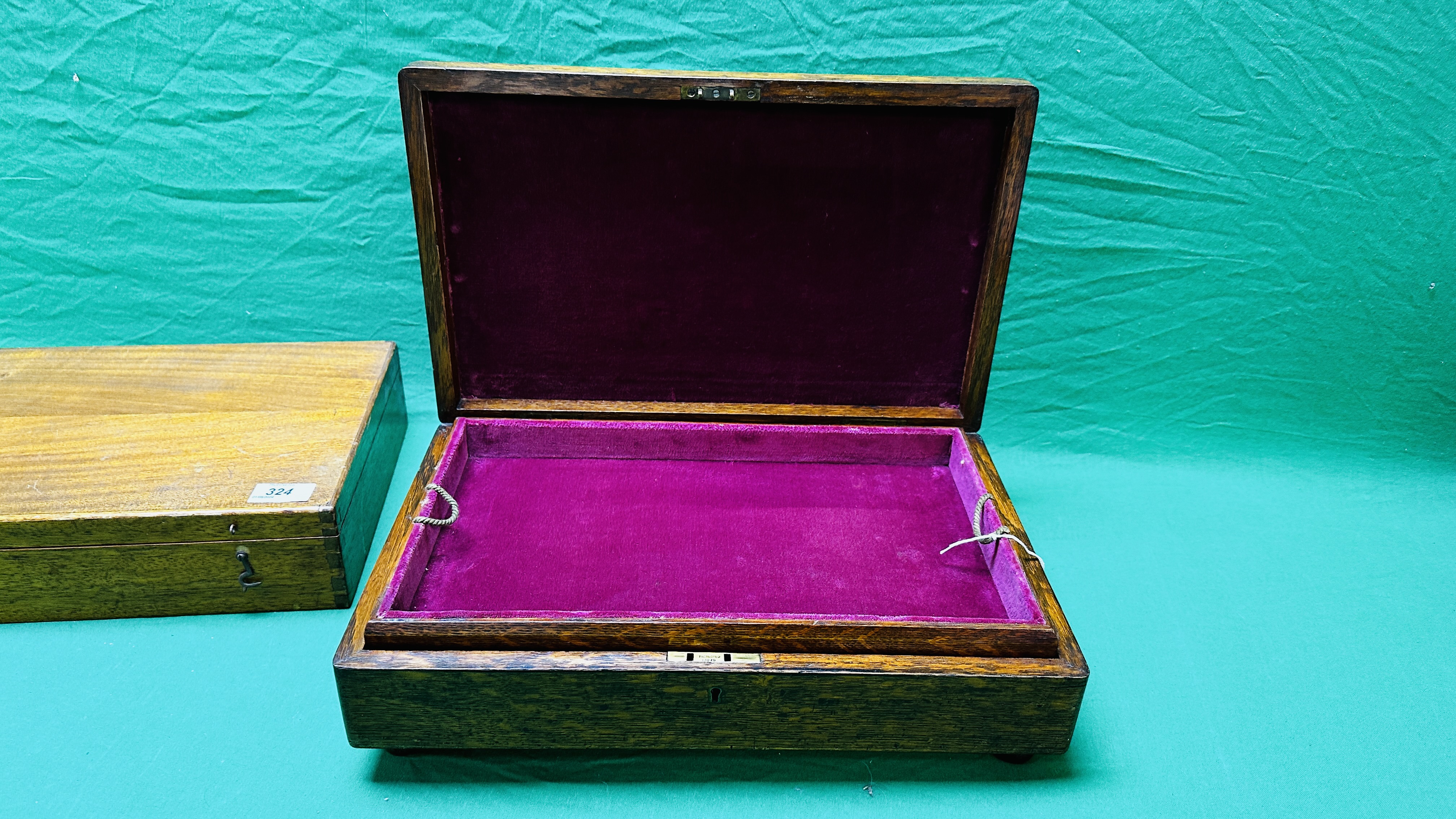 TWO WOODEN BOXES BAIZE LINED FOR SHOOTING ACCESSORIES INCLUDING ONE BEARING HOLLAND & HOLLAND LABEL. - Image 6 of 9